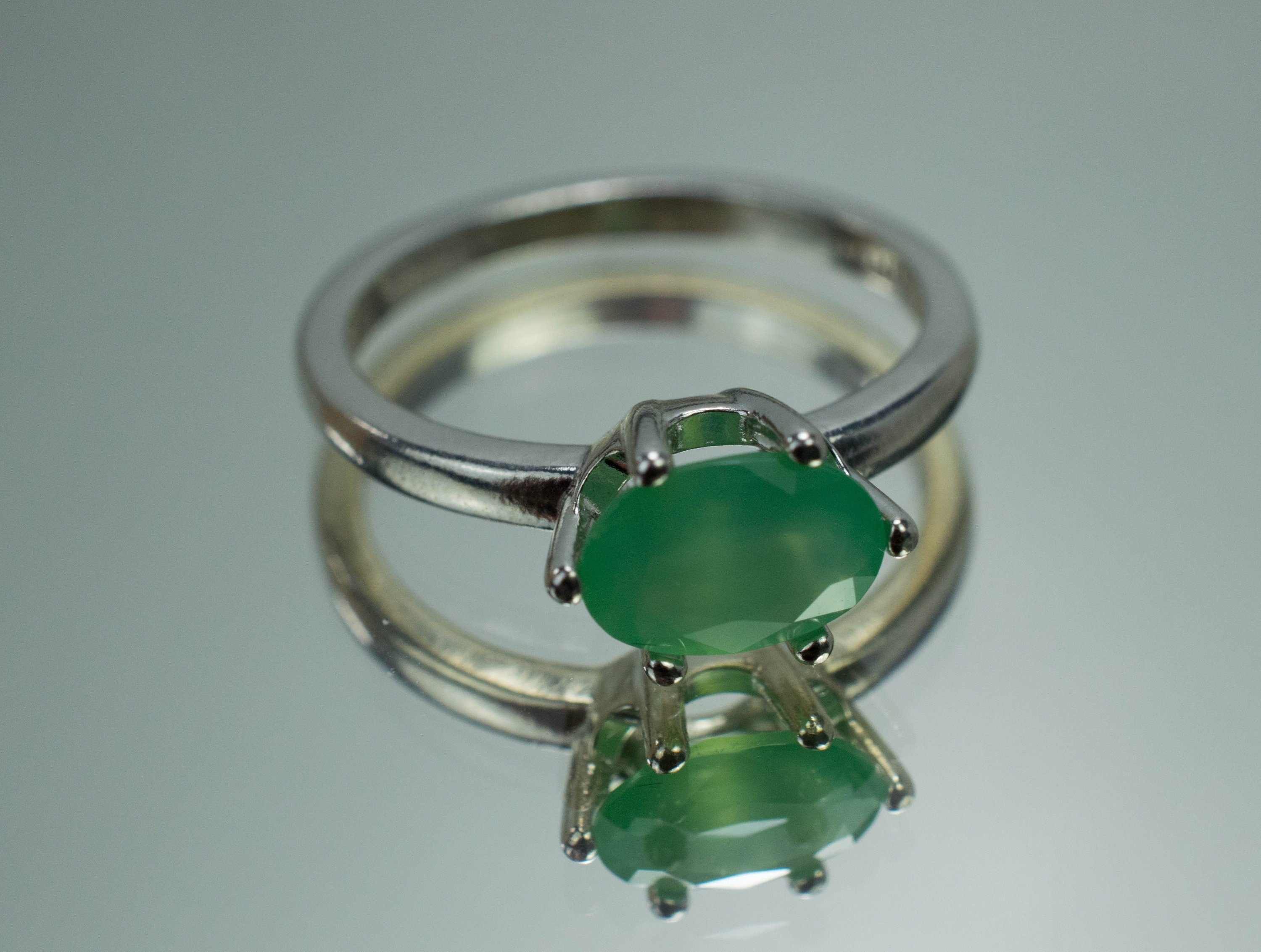 Chrysoprase Ring, Natural Untreated Australian Chrysoprase; 1.000cts