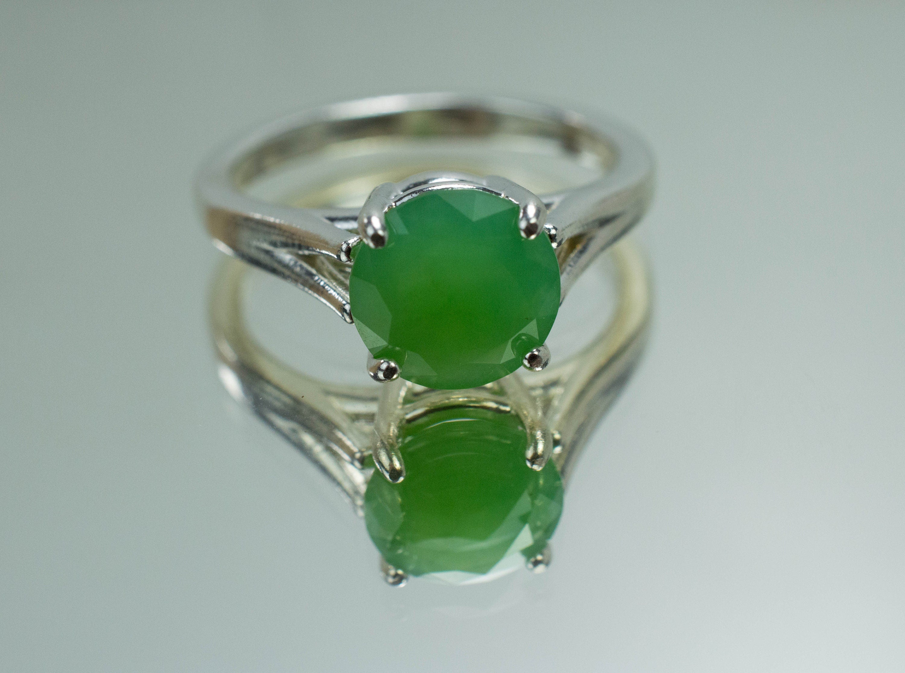 Chrysoprase Ring, Natural Untreated Australian Chrysoprase; 1.880cts