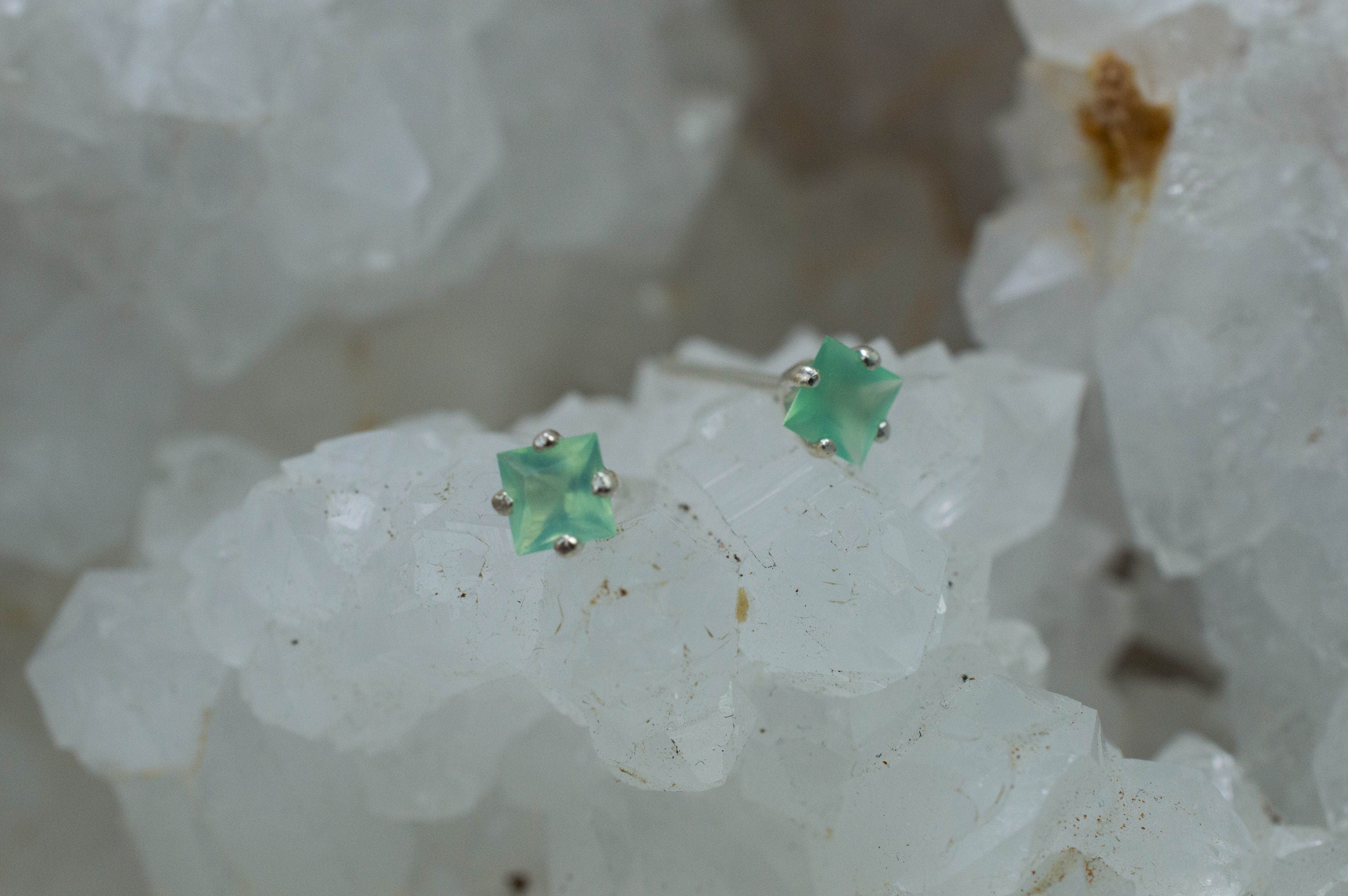 Chrysoprase Earrings, Natural Untreated Australian Chrysoprase; 0.400cts