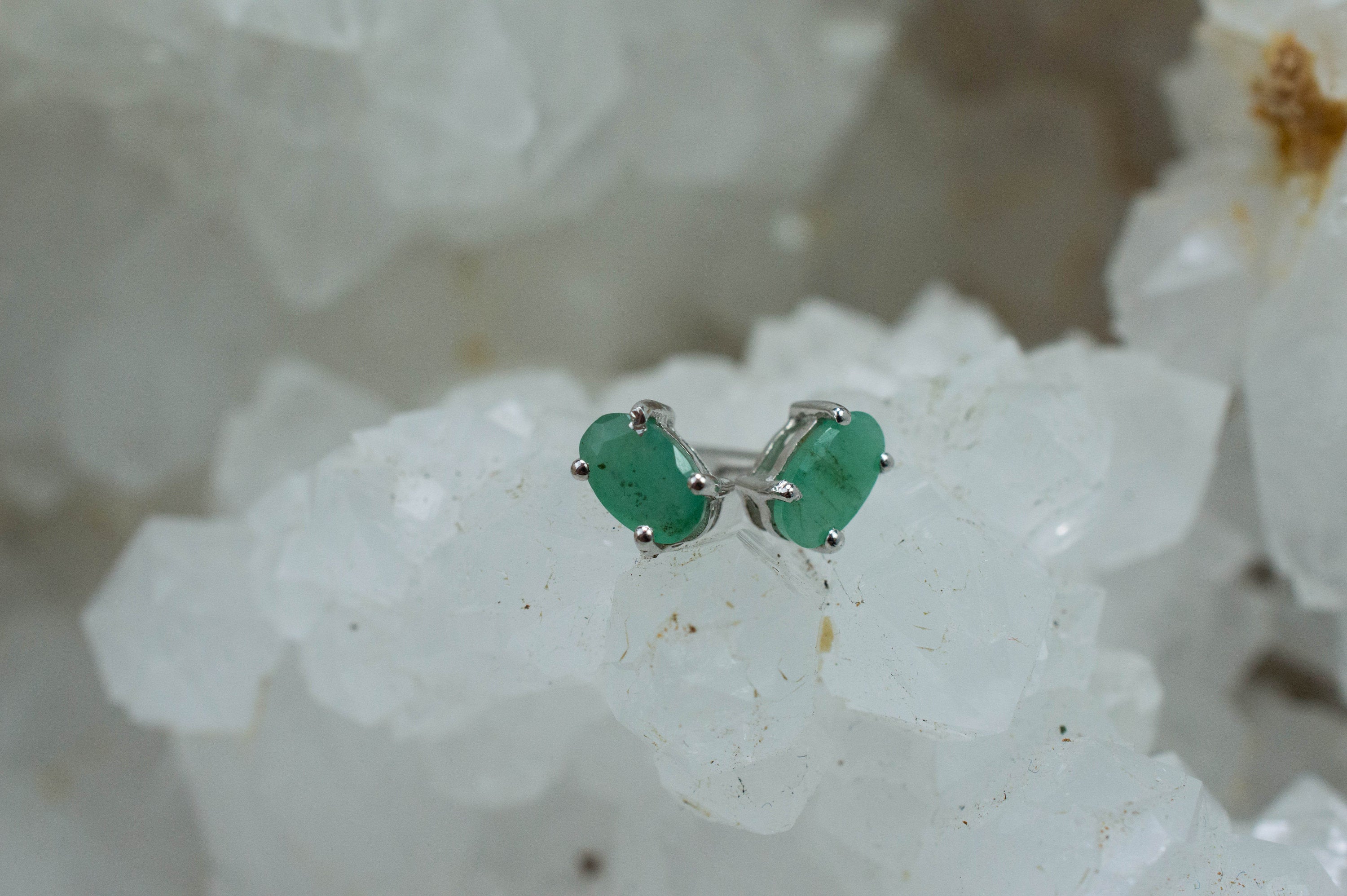 Emerald Earrings; Natural Brazil Emerald; 0.460cts