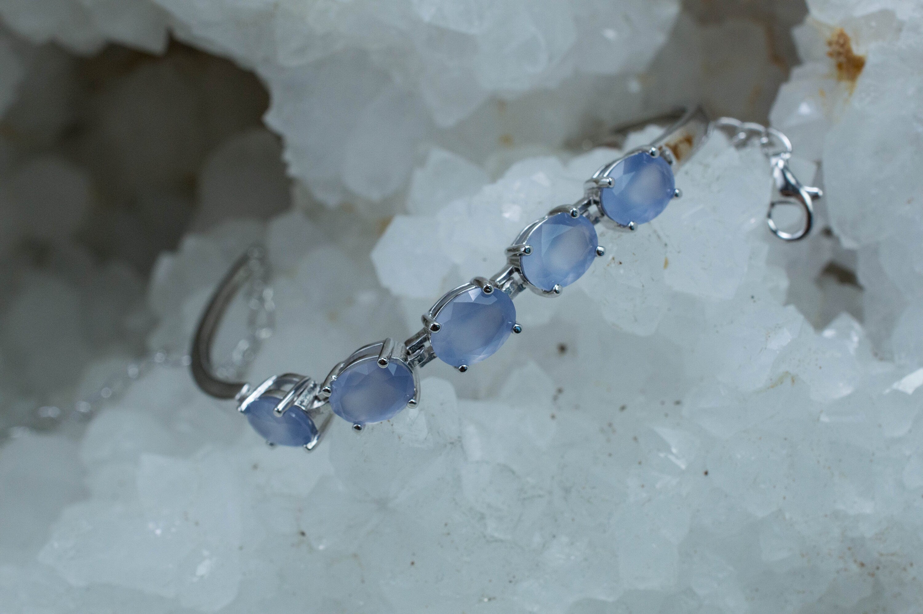 Blue Agate Bracelet; Genuine Untreated Namibia Agate; 5.020cts