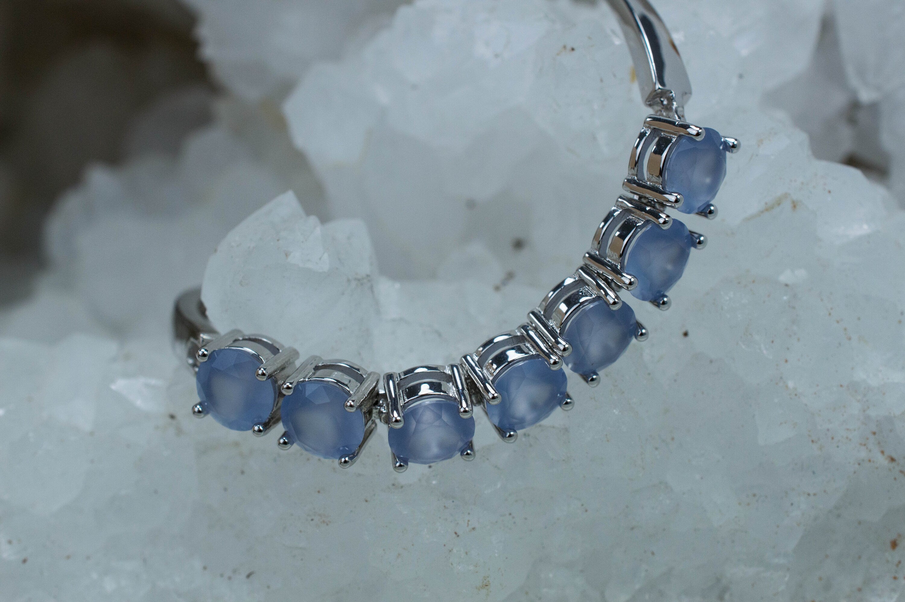 Blue Agate Bracelet; Genuine Untreated Namibia Agate; 4.510cts