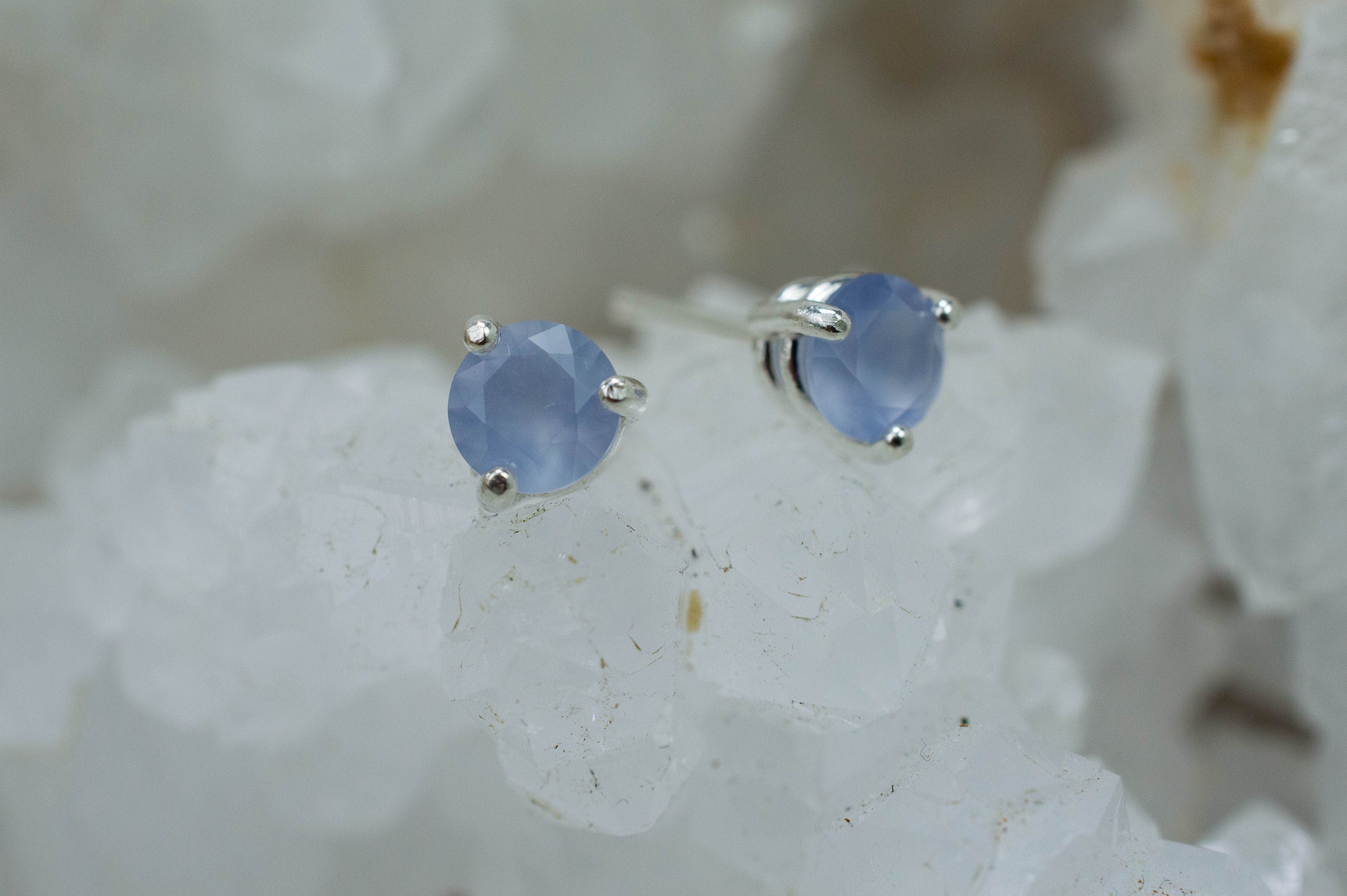 Blue Agate Earrings; Natural Untreated Namibia Agate; 0.860cts