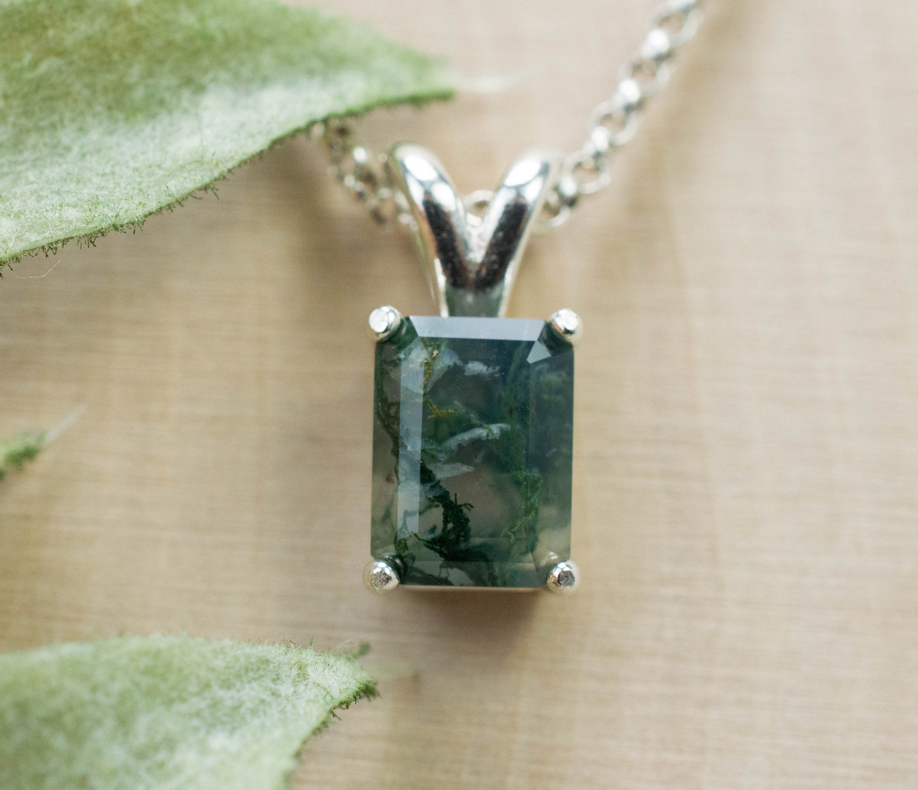 Green Moss Agate Pendant, Genuine Untreated India Moss Agate; 1.550cts