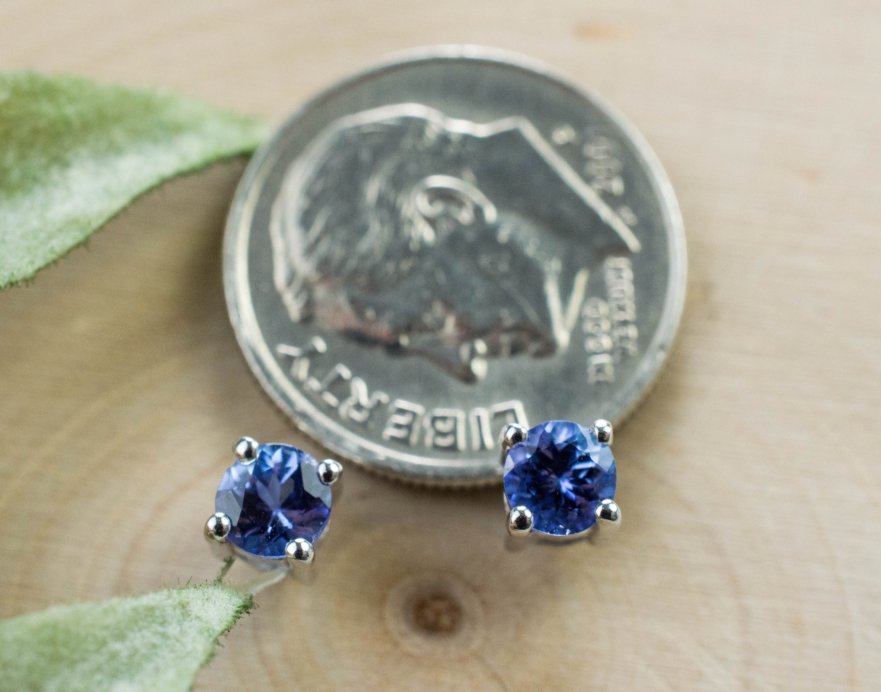 Tanzanite Earrings; Natural Tanzania Tanzanite; 0.580cts