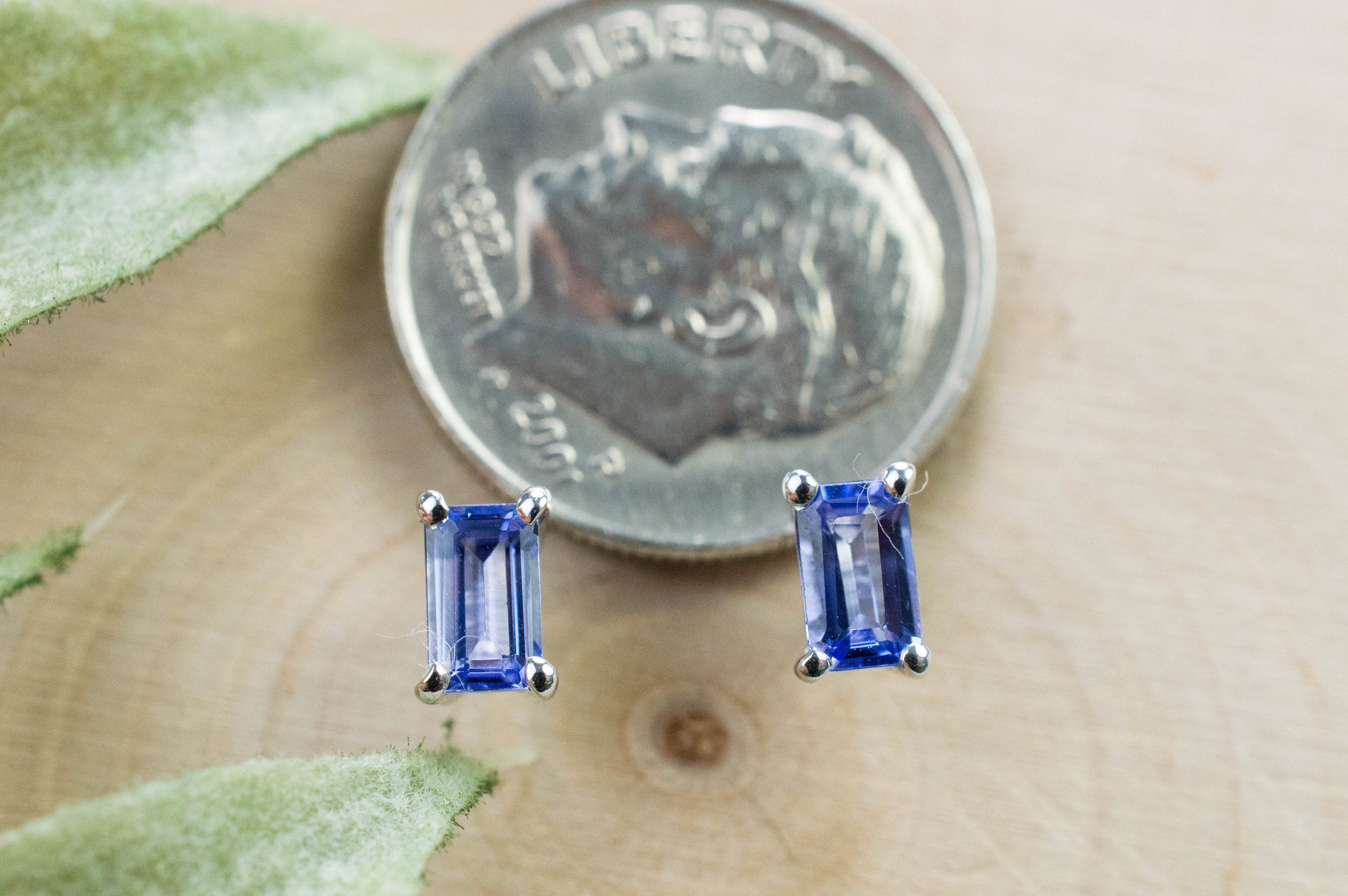 Tanzanite Earrings; Natural Tanzania Tanzanite; 0.645cts