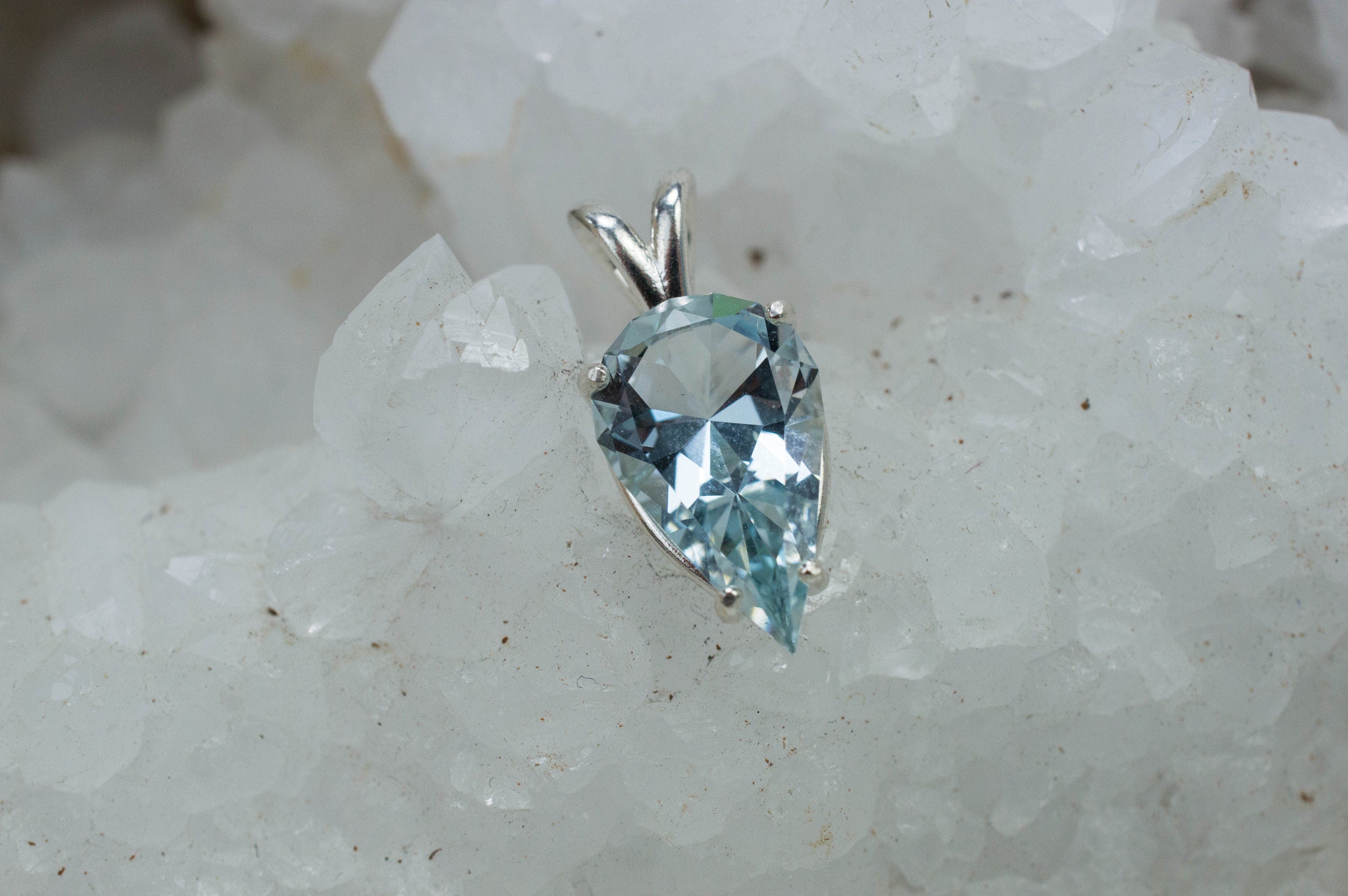 Blue Topaz Pendant; Natural Untreated Ukraine Topaz; 5.360cts