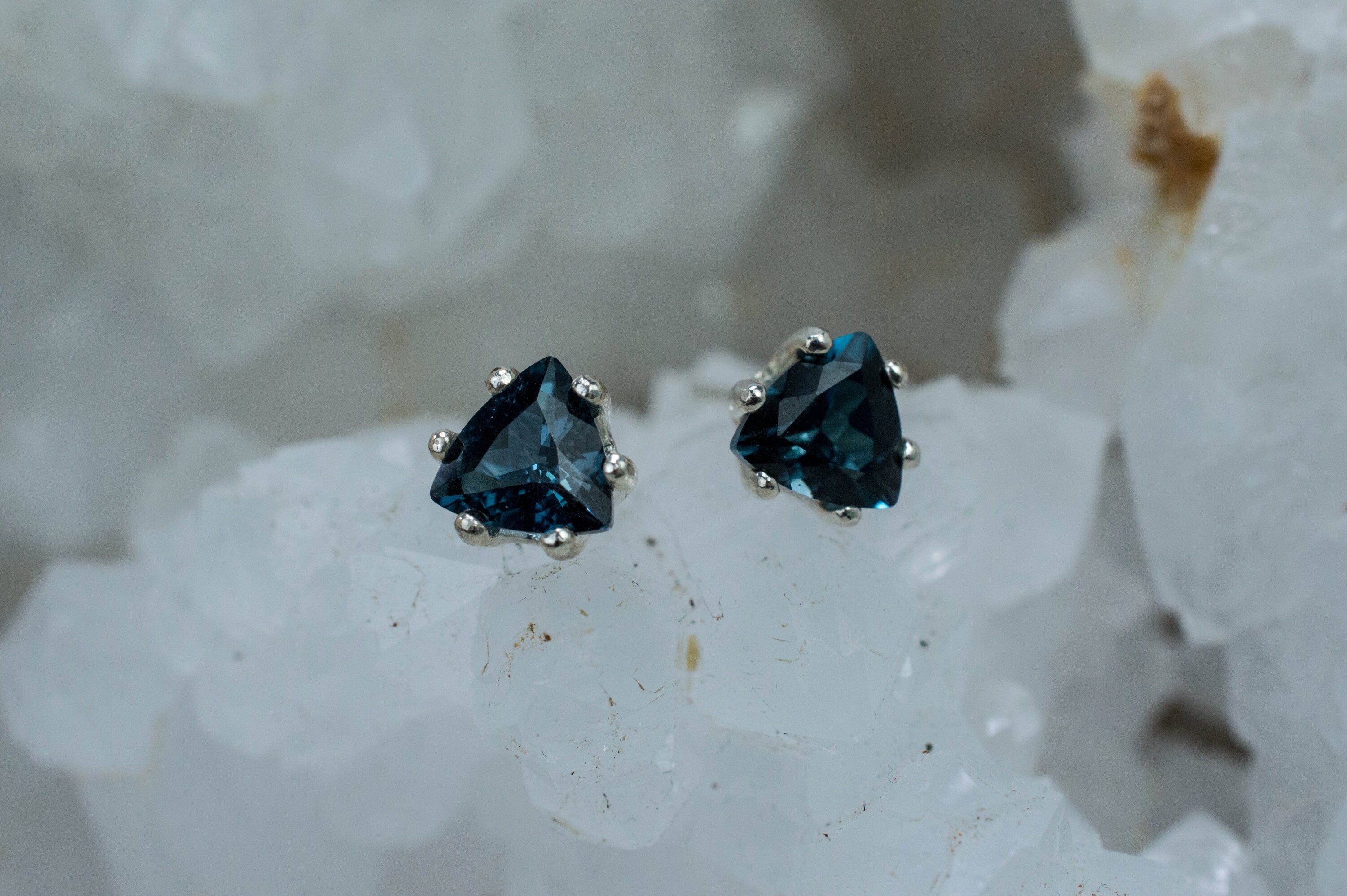 London Blue Topaz Earrings; Genuine Brazilian Topaz; 1.620cts