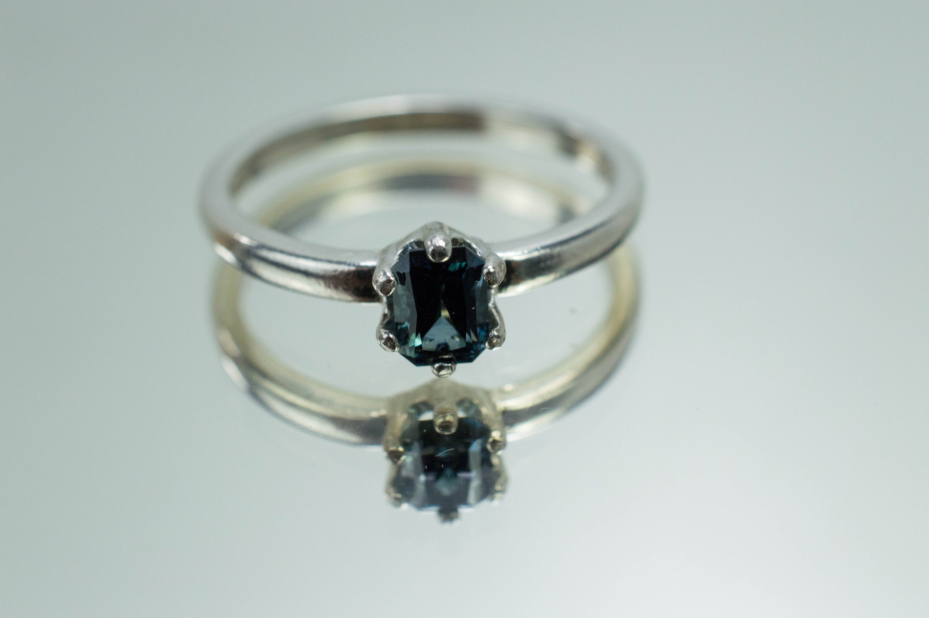 Blue Sapphire Ring, Genuine Untreated Tanzania Sapphire; 0.525cts