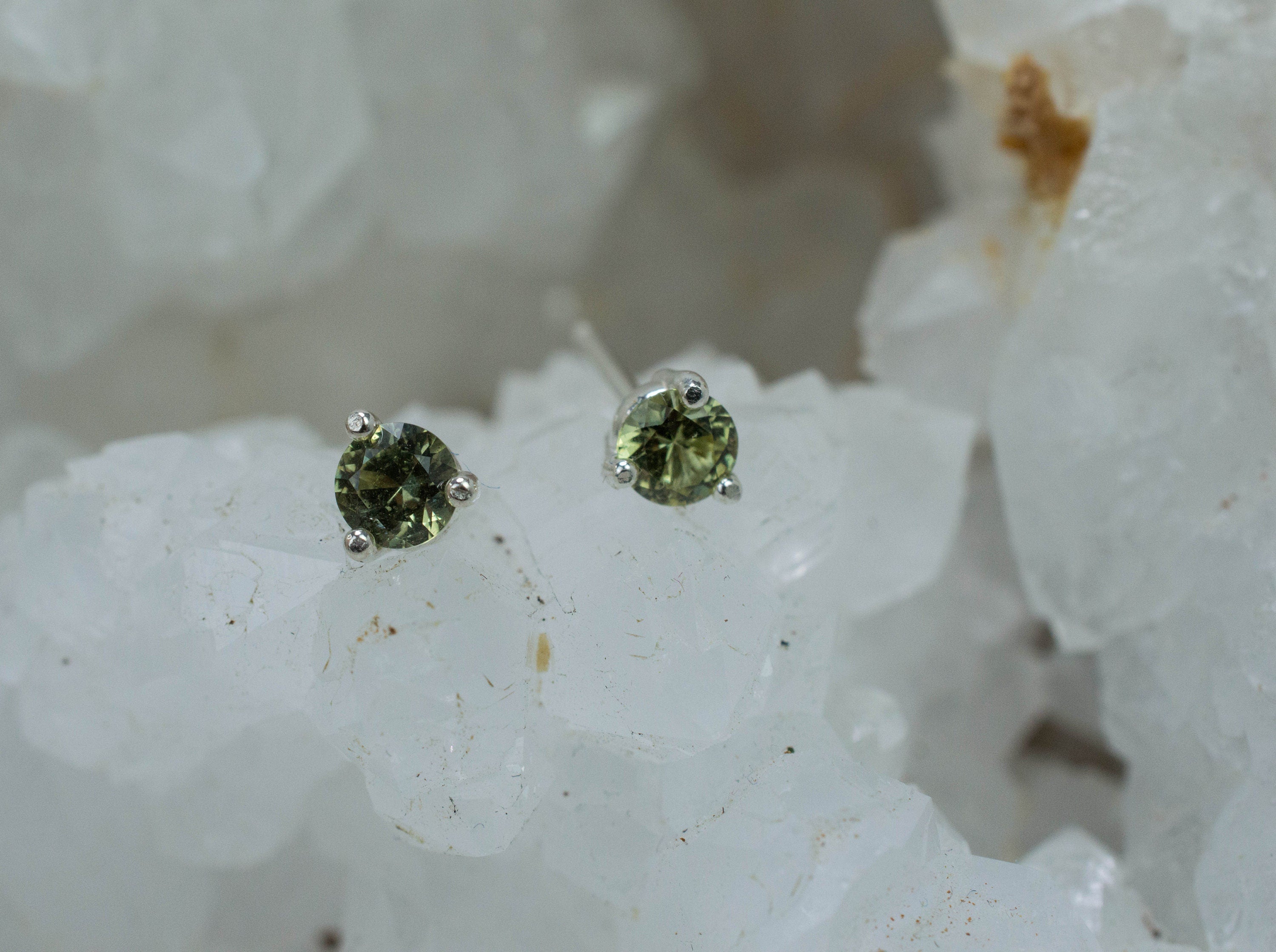 Sapphire Earrings, Genuine Untreated Tanzania Sapphire; 0.615cts