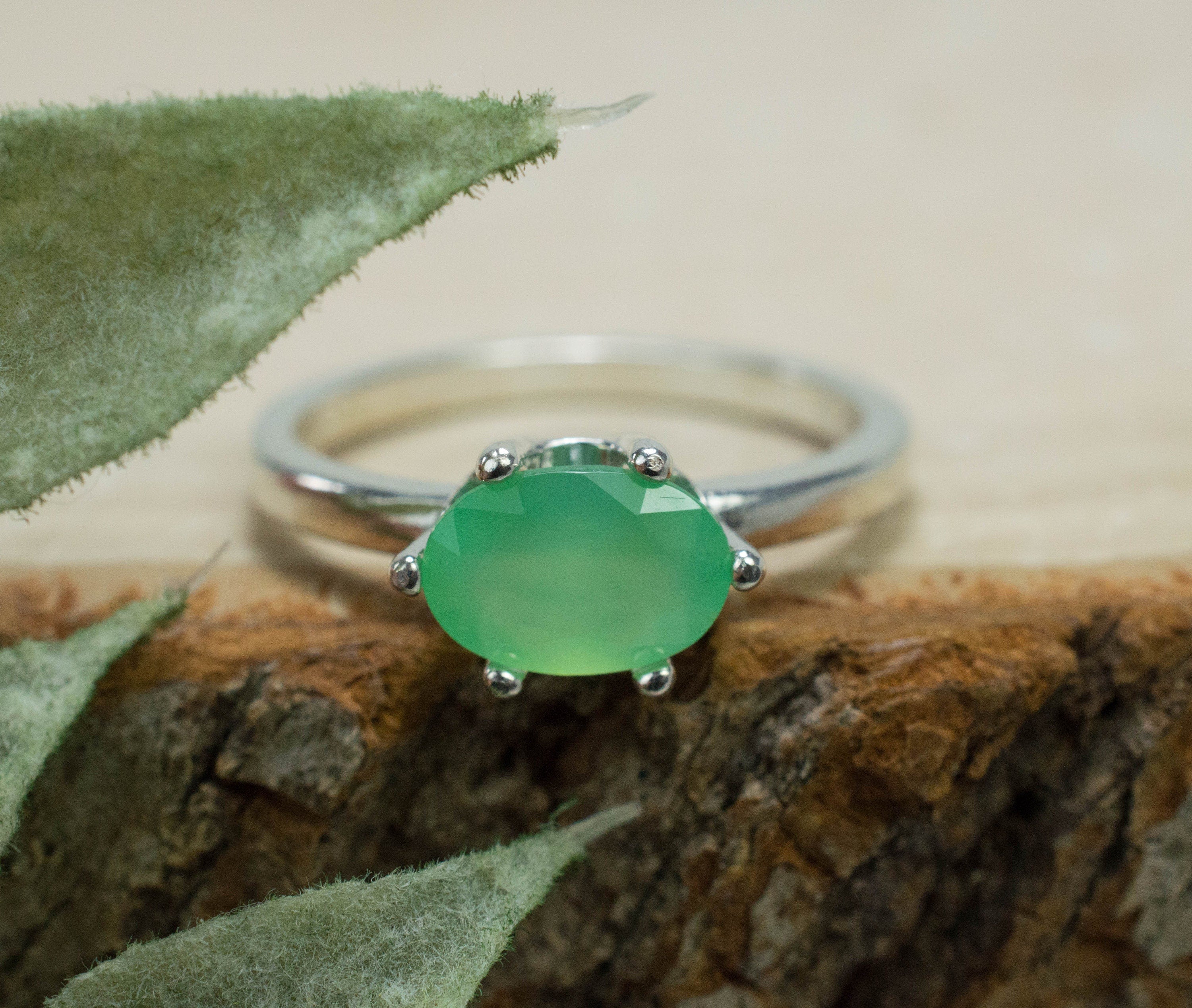 Chrysoprase Ring, Natural Untreated Australian Chrysoprase; 1.000cts