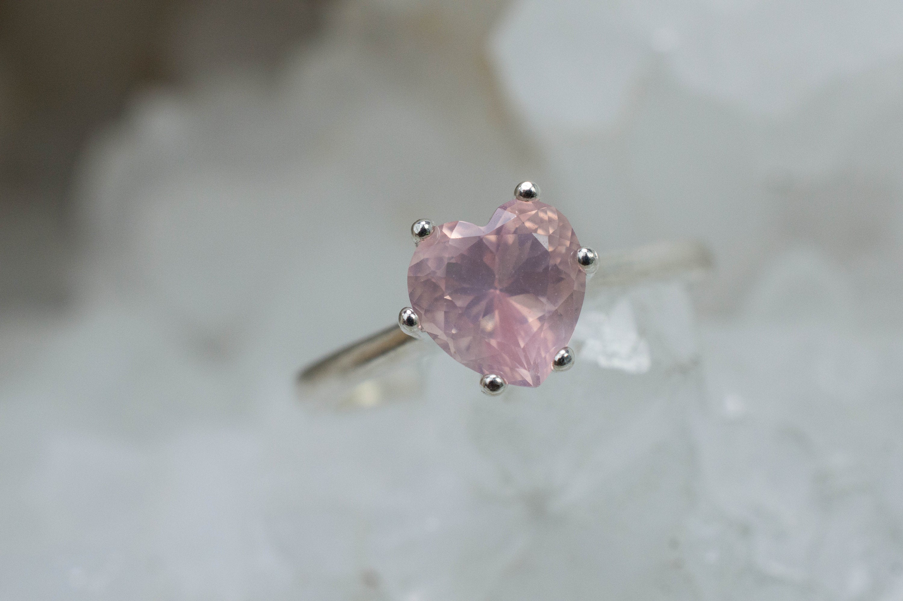 Rose Quartz Ring; Natural Untreated Brazil Quartz; 1.175cts