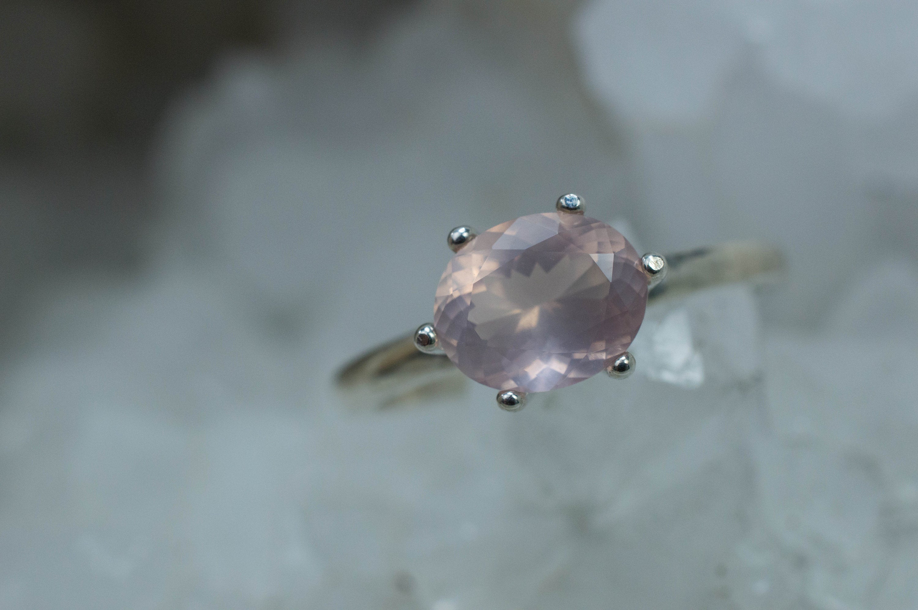 Rose Quartz Ring; Natural Untreated Brazil Quartz; 1.215cts