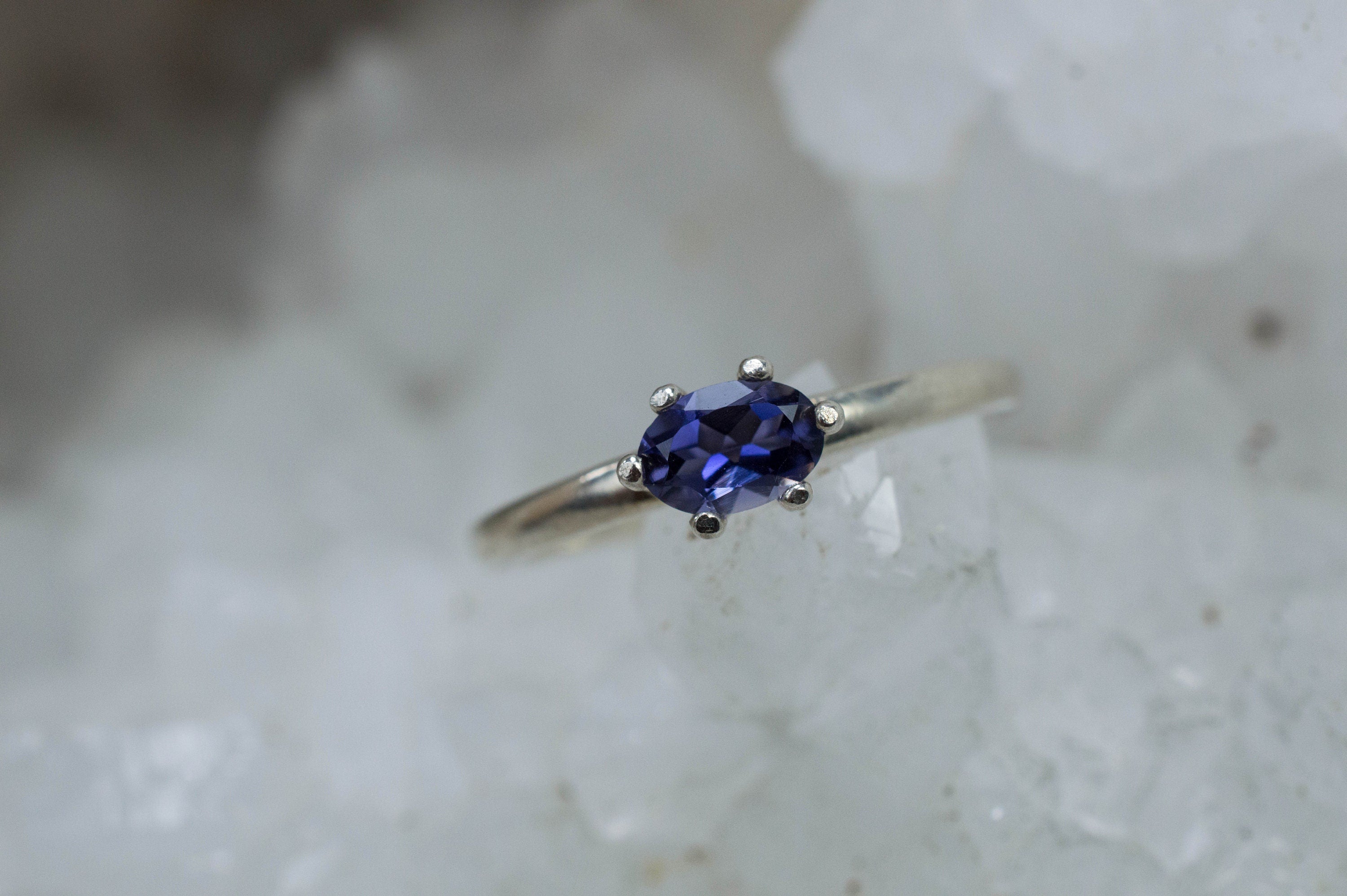 Iolite Ring; Natural Untreated Madagascar Iolite; 0.345cts