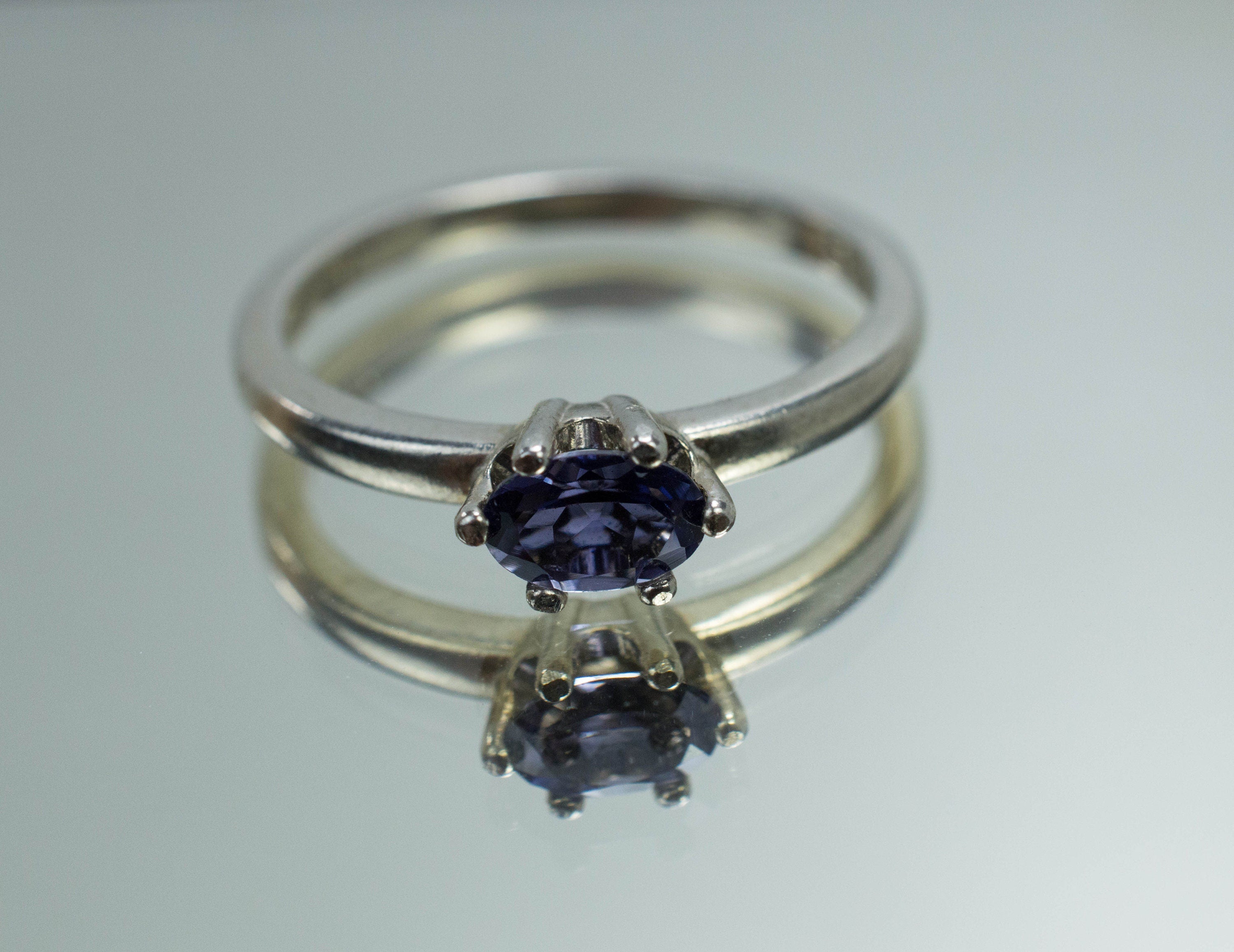 Iolite Ring; Natural Untreated Madagascar Iolite; 0.345cts