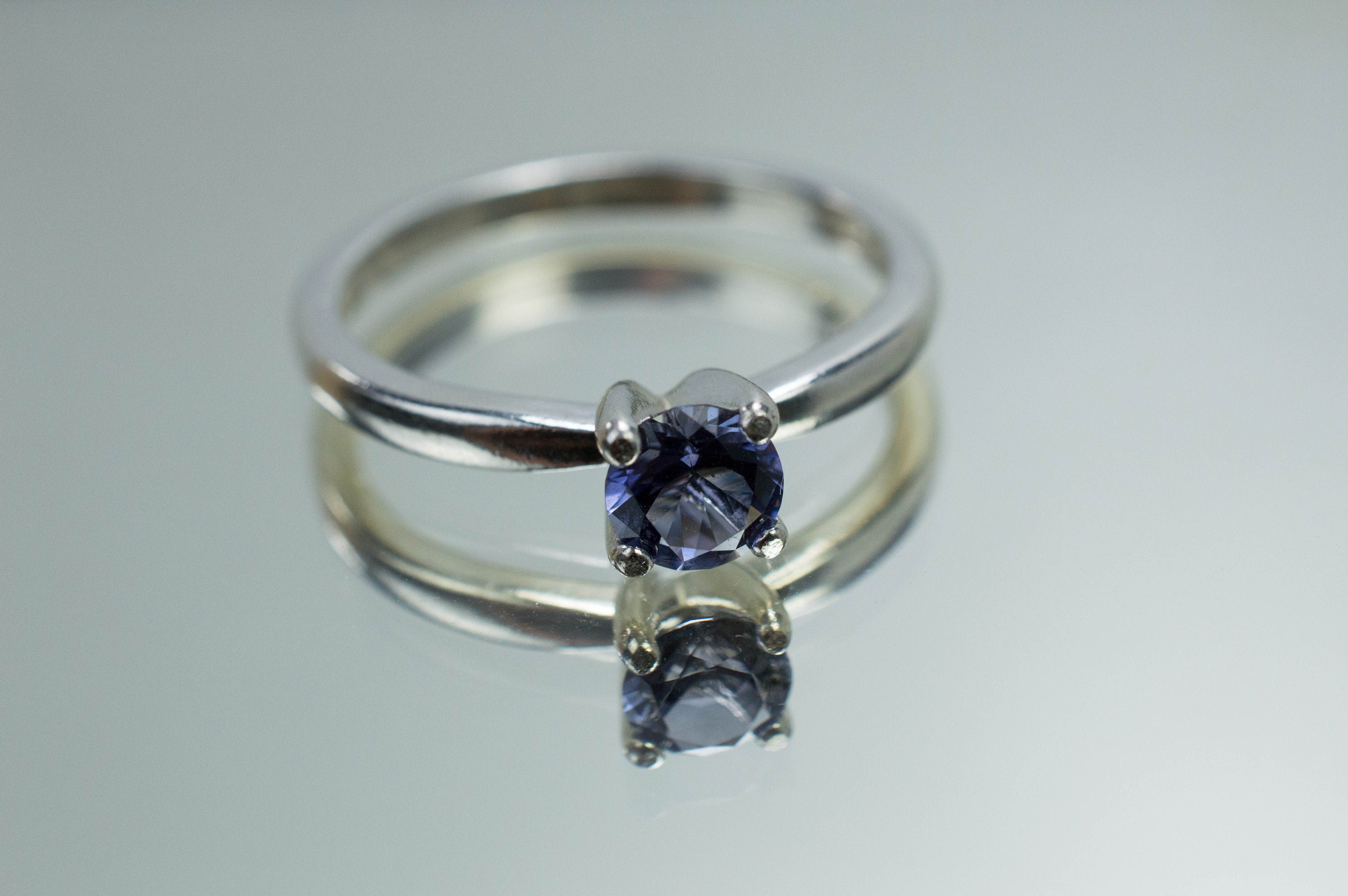 Iolite Ring; Natural Untreated Madagascar Iolite; 0.385cts