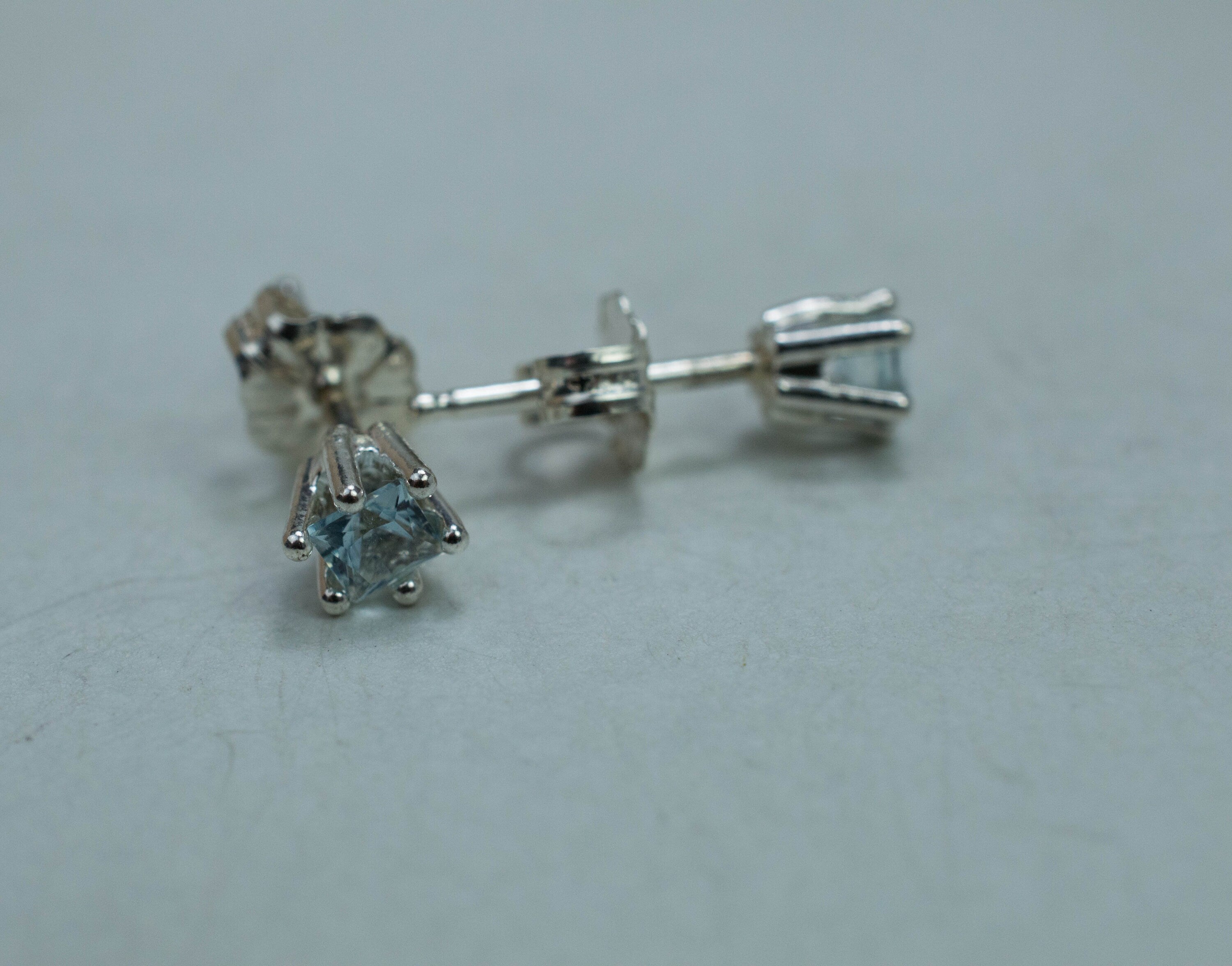 Aquamarine Earrings; Natural Untreated Brazilian Aquamarine; 0.265cts