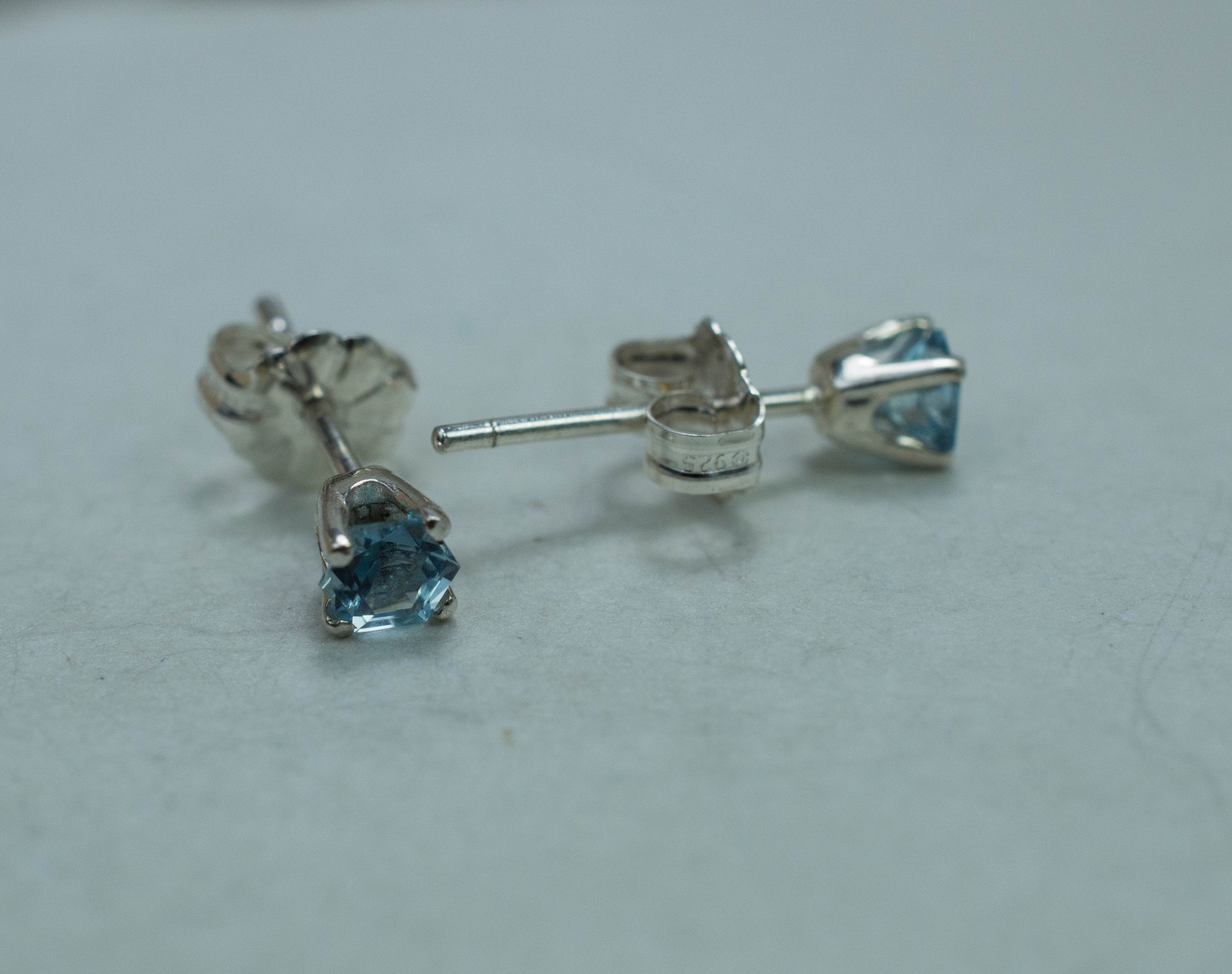 Aquamarine Earrings; Genuine Untreated Mozambique Aquamarine; 0.370cts