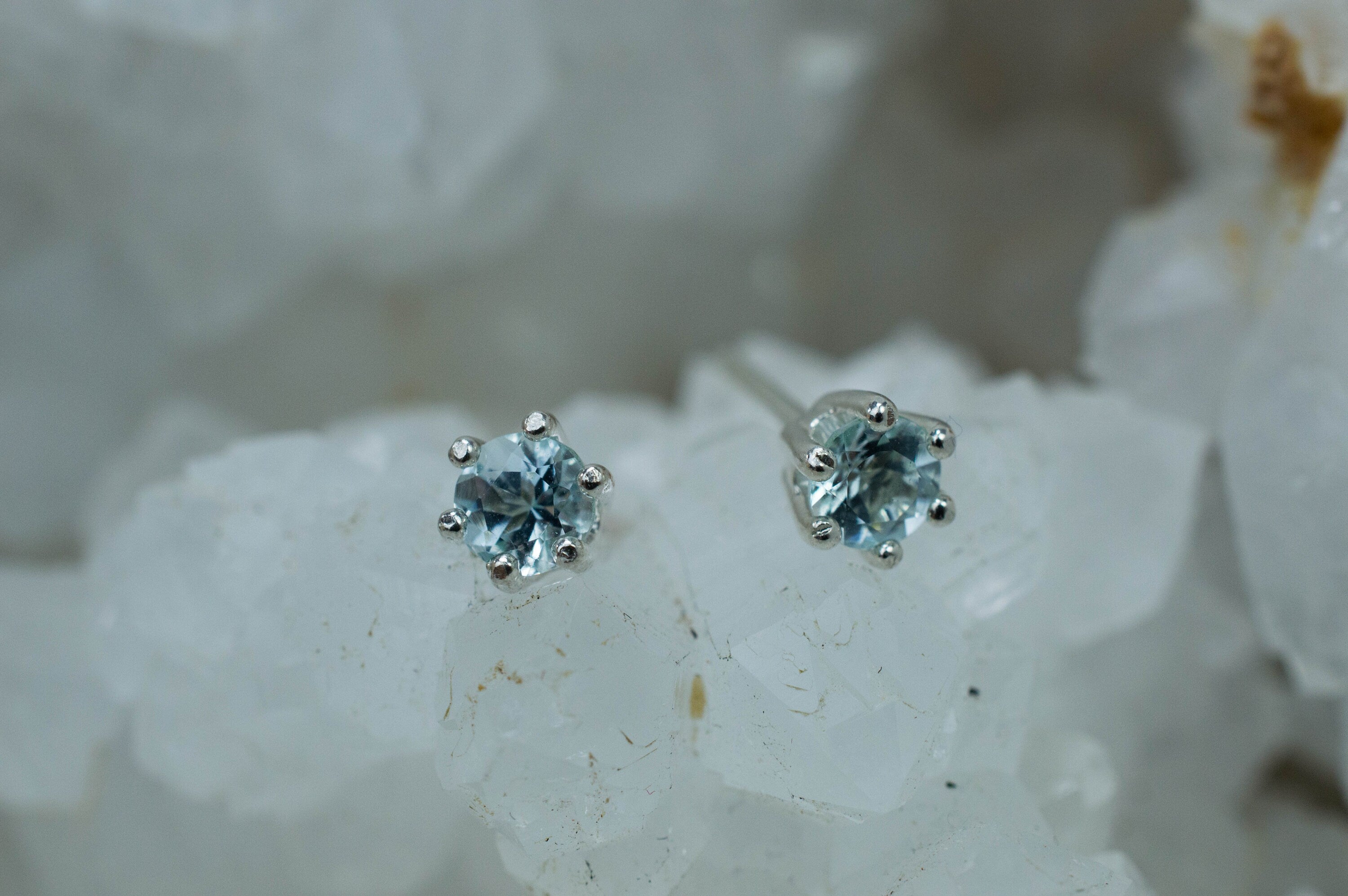 Aquamarine Earrings; Natural Untreated Brazilian Aquamarine; 0.500cts