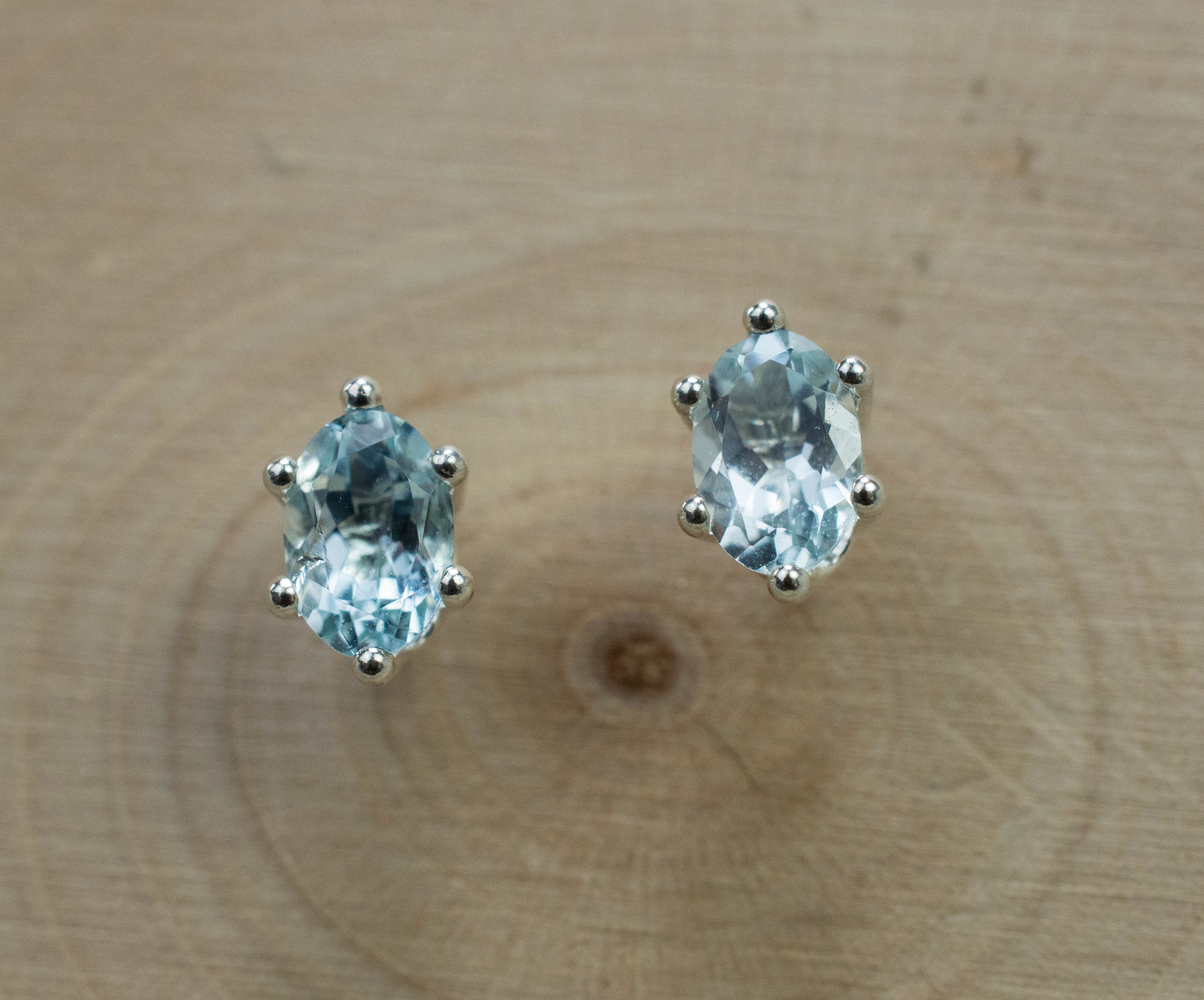 Aquamarine Earrings; Natural Untreated Brazilian Aquamarine; 0.905cts