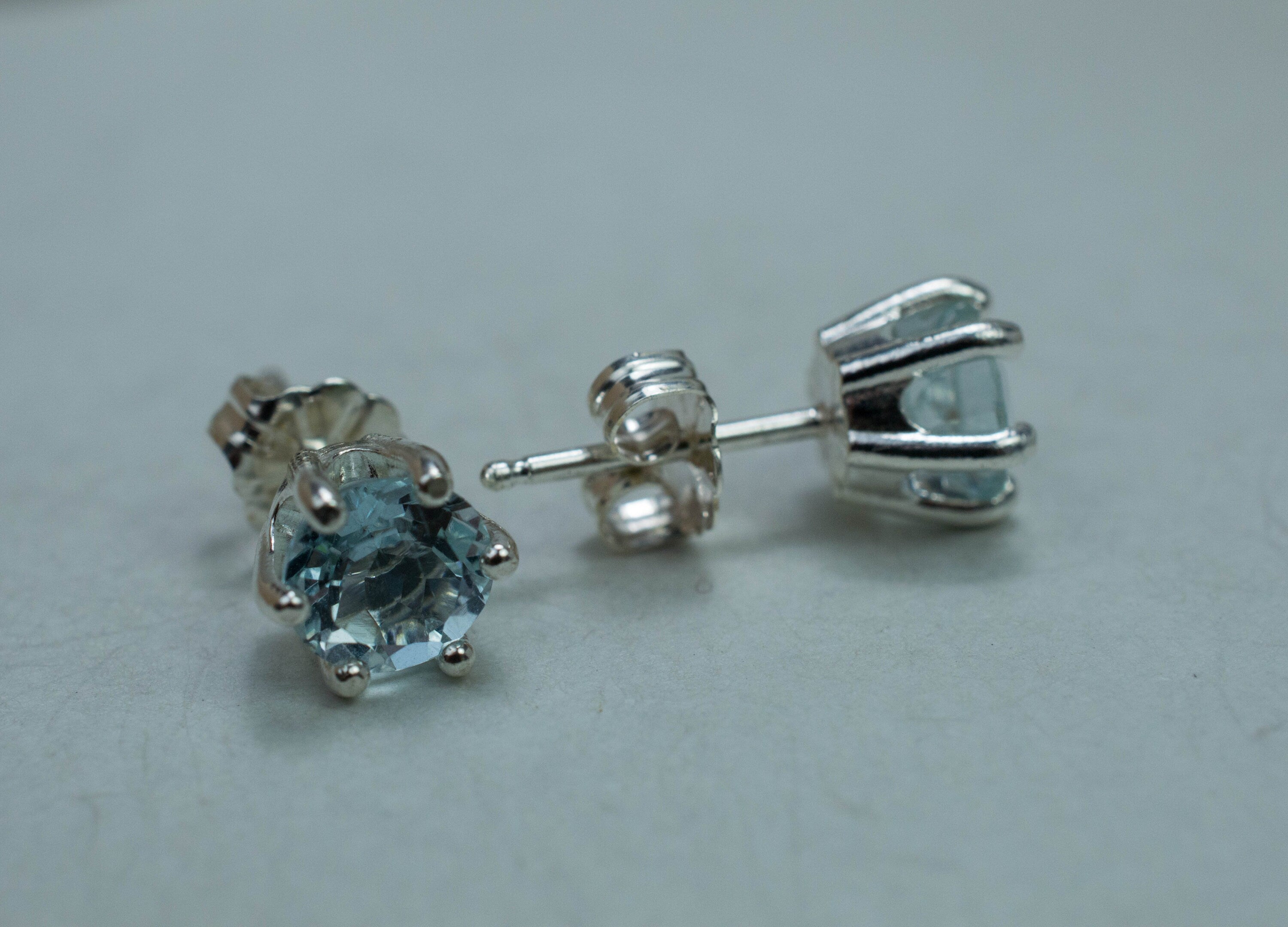 Aquamarine Earrings; Natural Untreated Brazil Aquamarine; 1.450cts