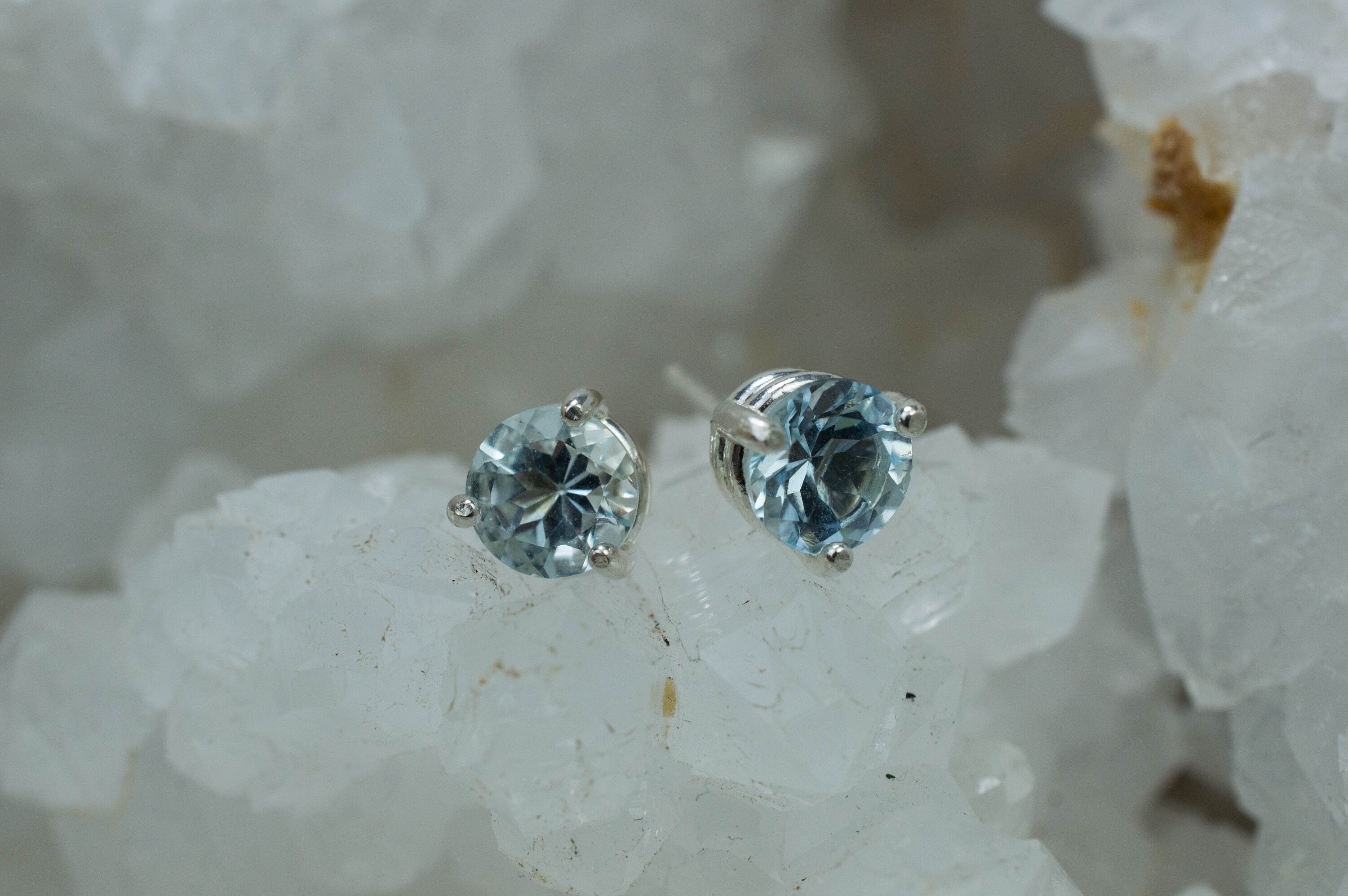 Aquamarine Earrings; Natural Untreated Brazil Aquamarine; 1.390cts