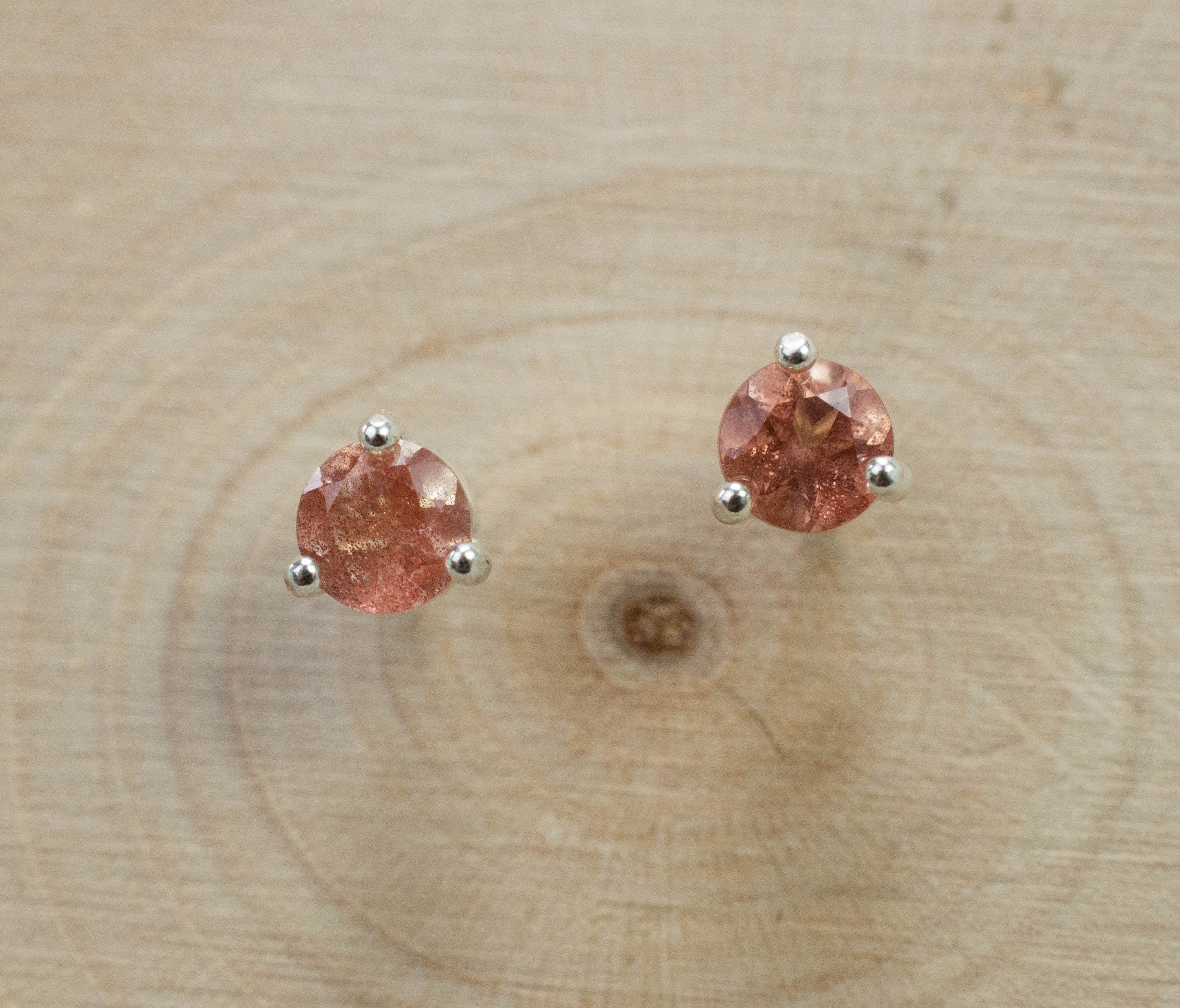 Oregon Sunstone Earrings; Natural Untreated USA Sunstone; 0.500cts