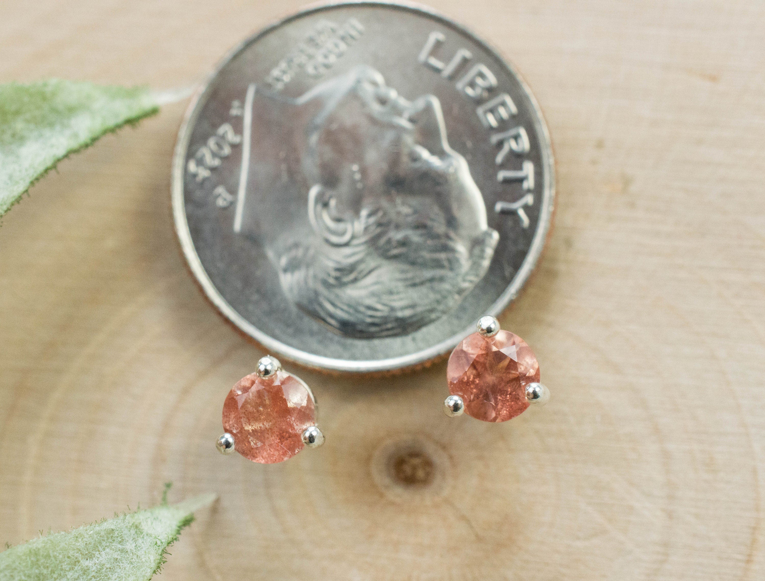 Oregon Sunstone Earrings; Natural Untreated USA Sunstone; 0.500cts