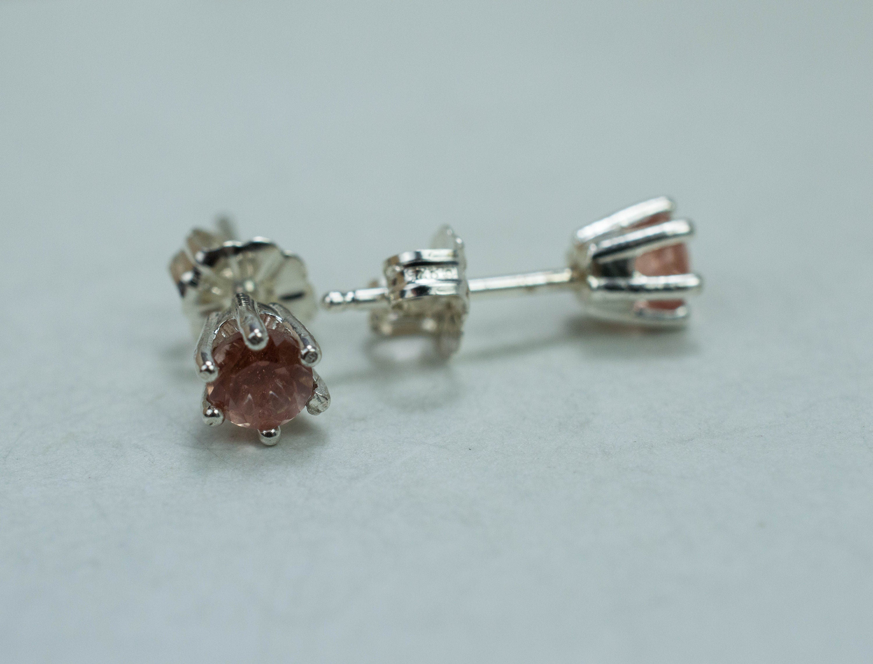 Oregon Sunstone Earrings; Natural Untreated USA Sunstone; 0.640cts