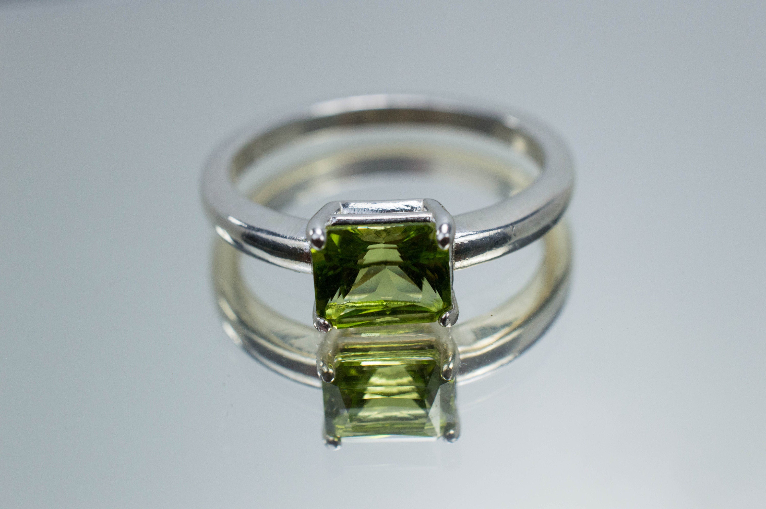 Peridot Ring, Natural Untreated Tanzania Peridot; 1.080cts