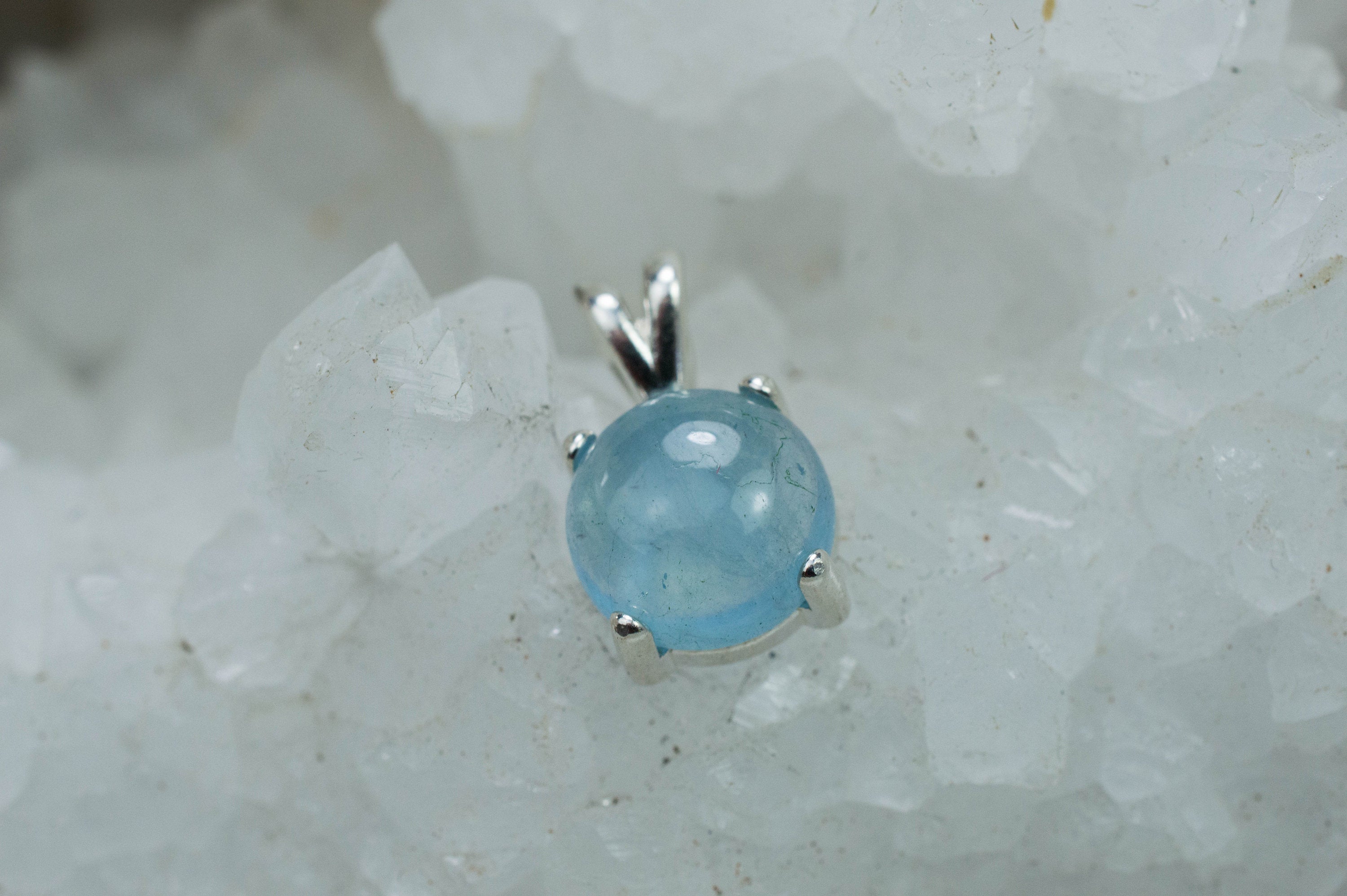 Aquamarine Pendant; Genuine Untreated Madagascar Aquamarine; 4.015cts