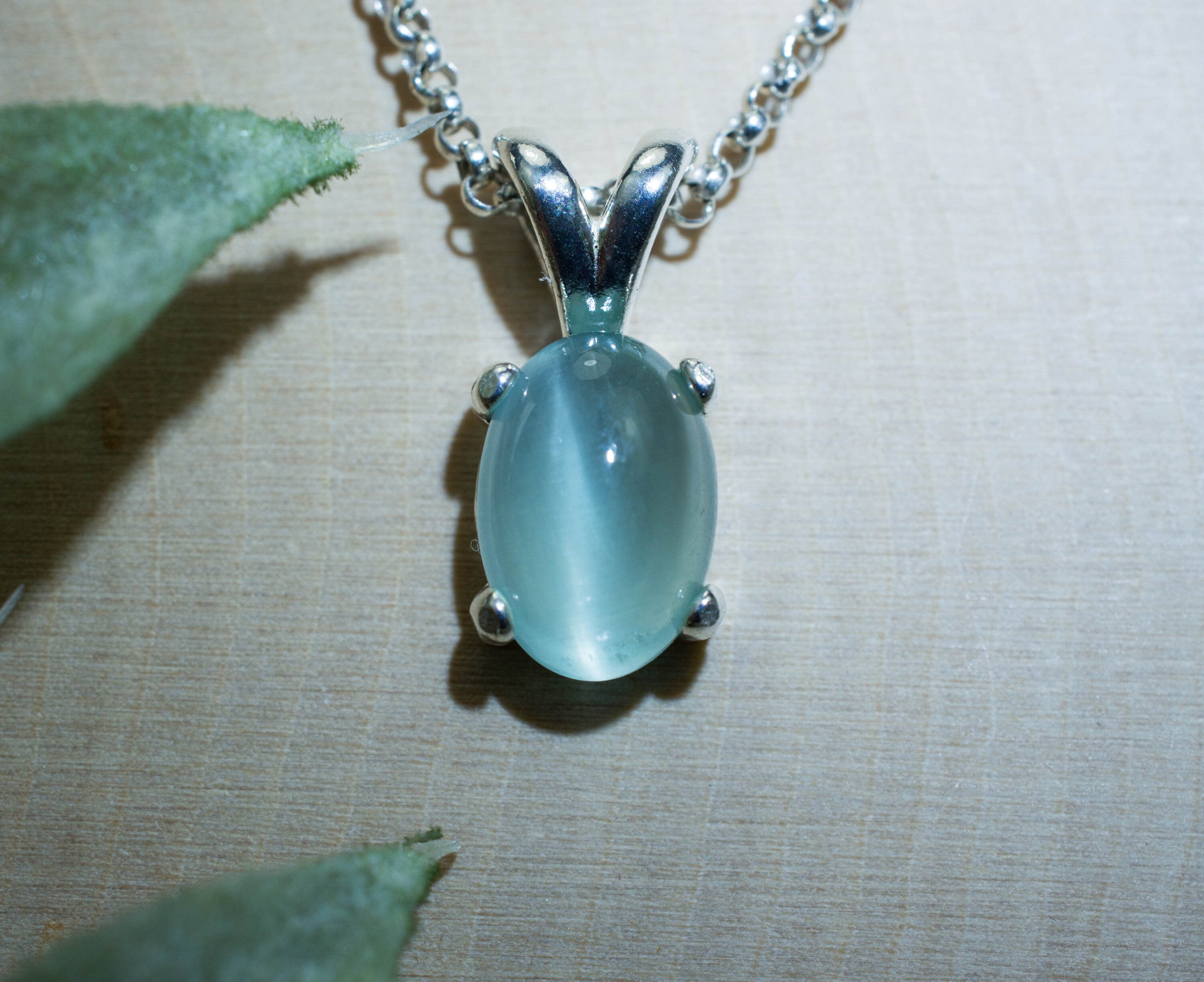 Cat's Eye Aquamarine Pendant; Natural Untreated Brazil Aquamarine; 2.255cts