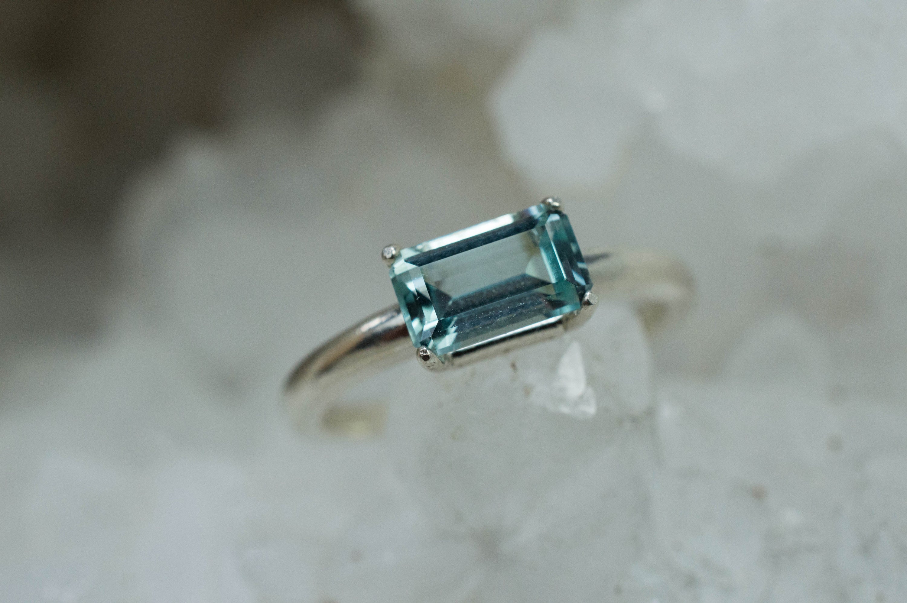 Aquamarine Ring, Genuine Untreated Nigeria Aquamarine; 0.970cts