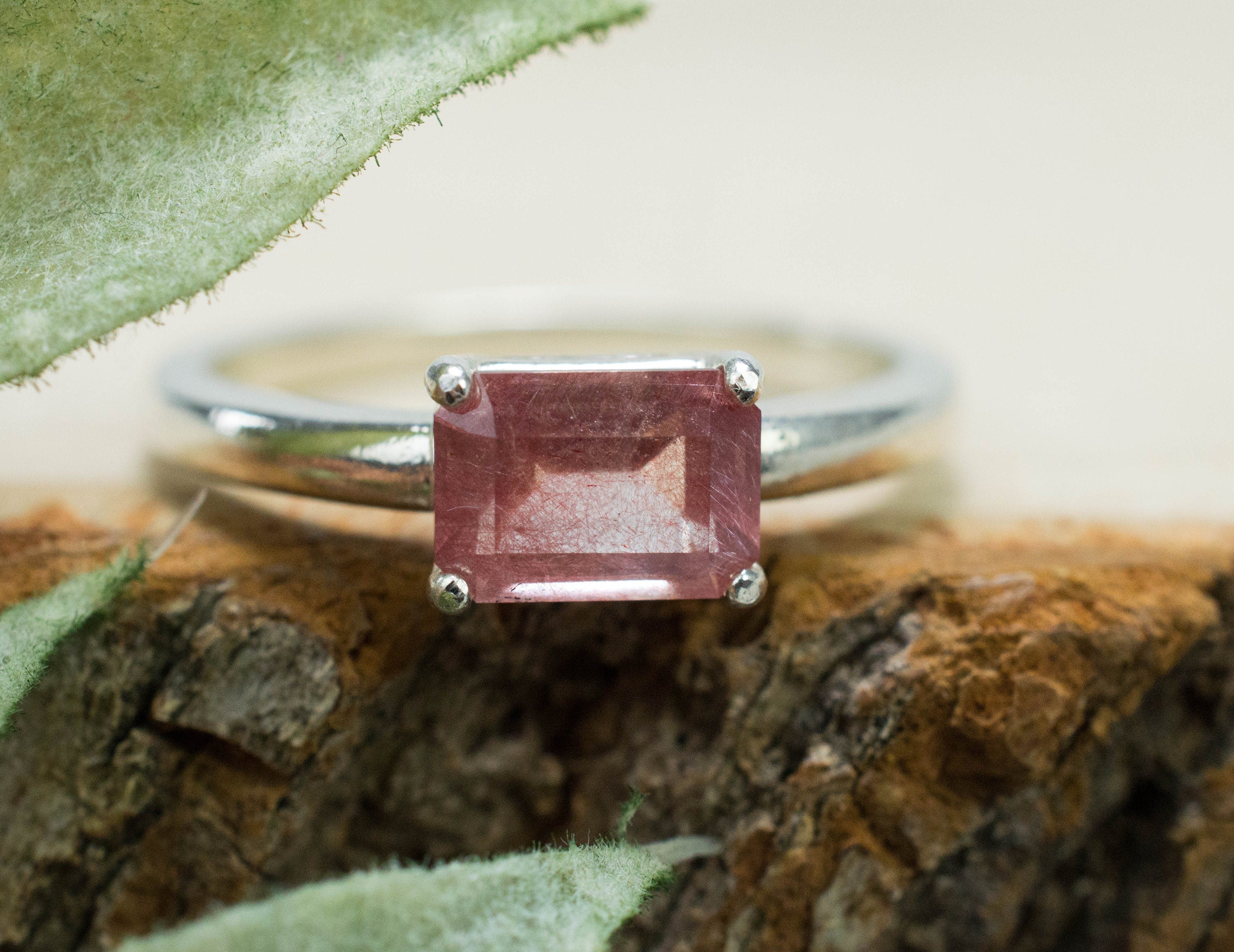 Strawberry Quartz Ring; Natural Untreated Mexico Quartz; 0.985cts