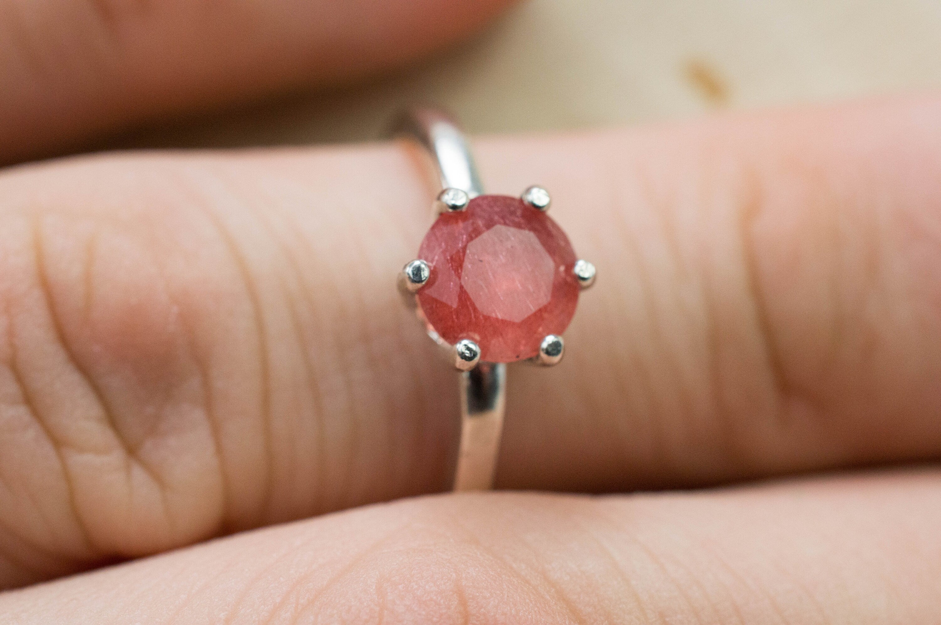 Strawberry Quartz Ring; Natural Untreated Mexico Quartz; 1.025cts