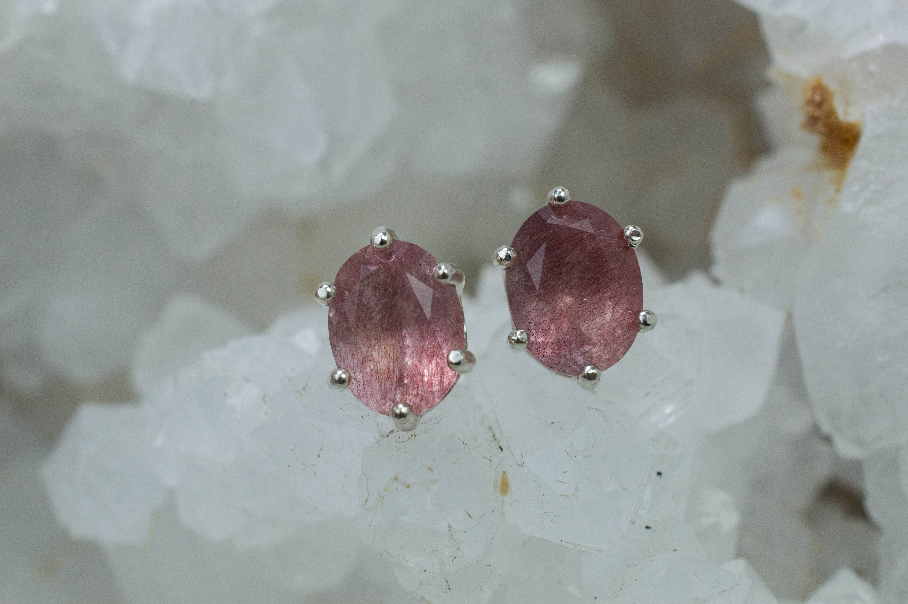 Strawberry Quartz Earrings; Genuine Untreated Mexico Quartz; 3.360cts