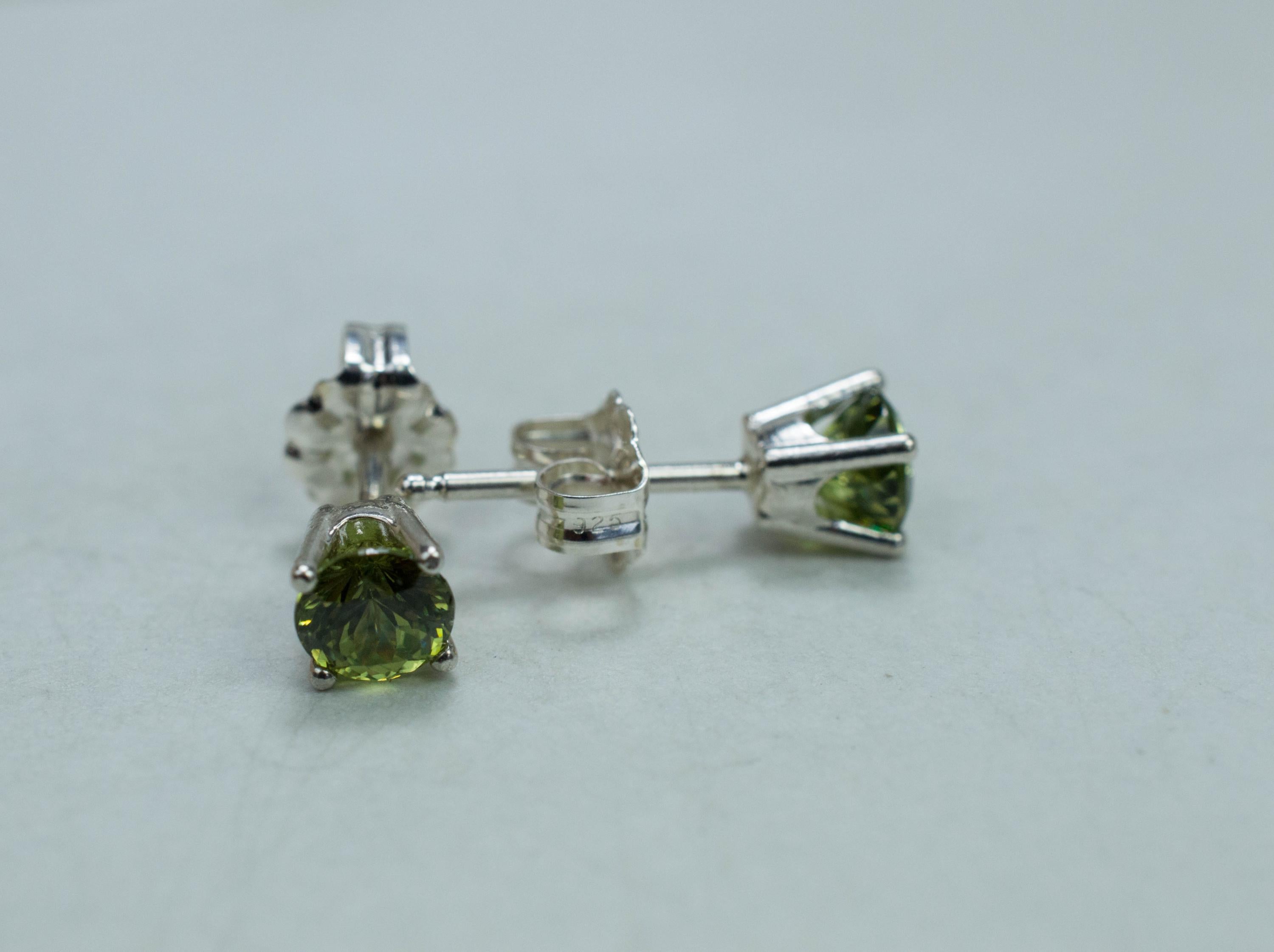 Demantoid Garnet Earrings; Natural Untreated Madagascar Demantoid; 1.040cts