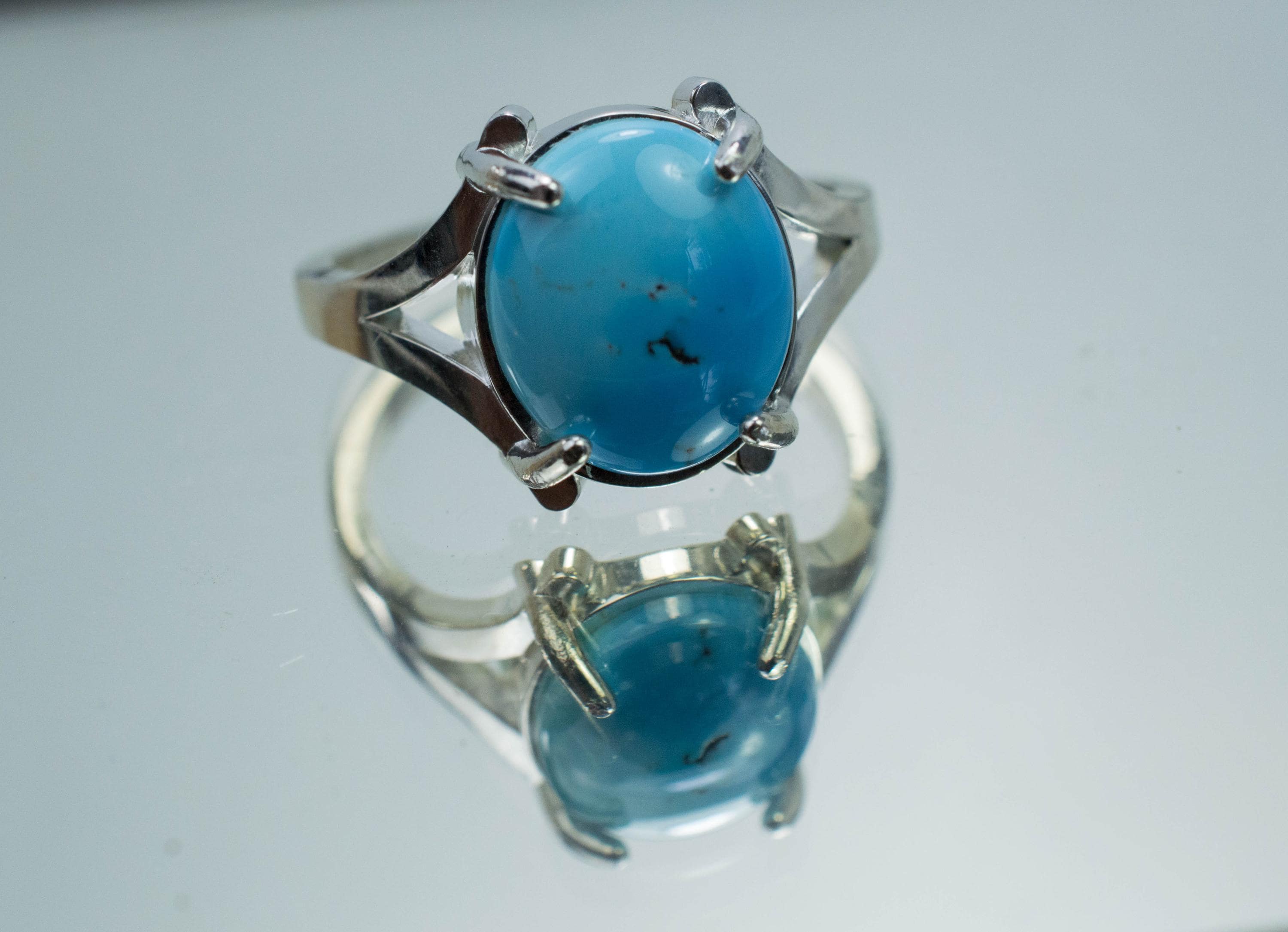 Golden Hills Turquoise Ring; Natural Untreated Kazakhstan Turquoise; 2.205cts