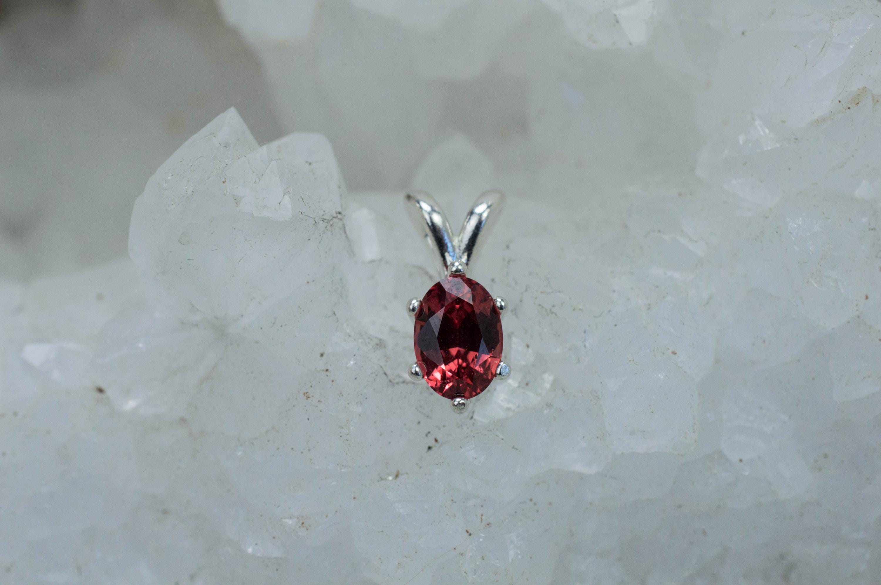 Spinel Pendant; Natural Untreated Vietnam Red Spinel; 1.070cts