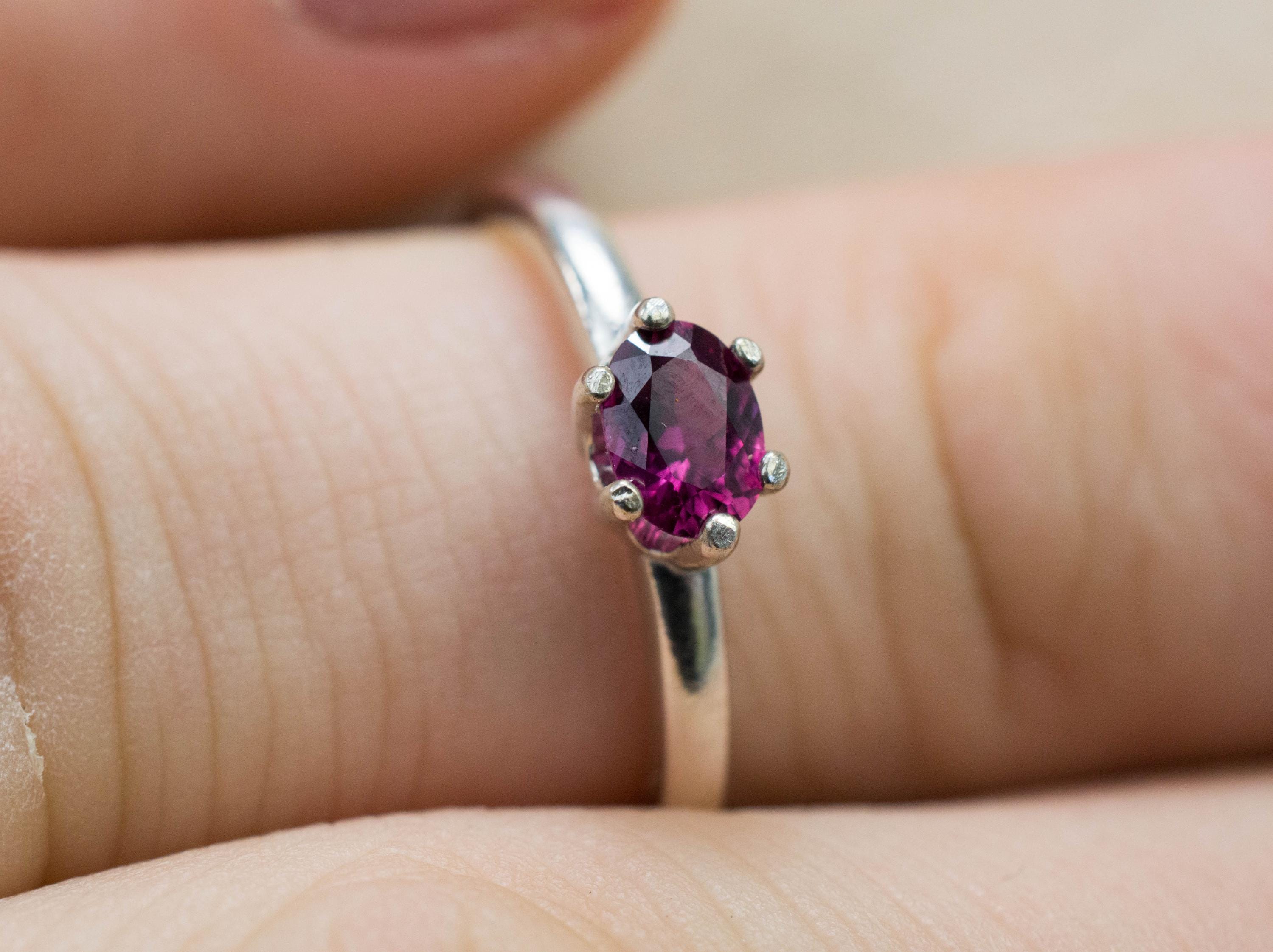 Ruby Ring; Natural Thailand Ruby; 0.410cts