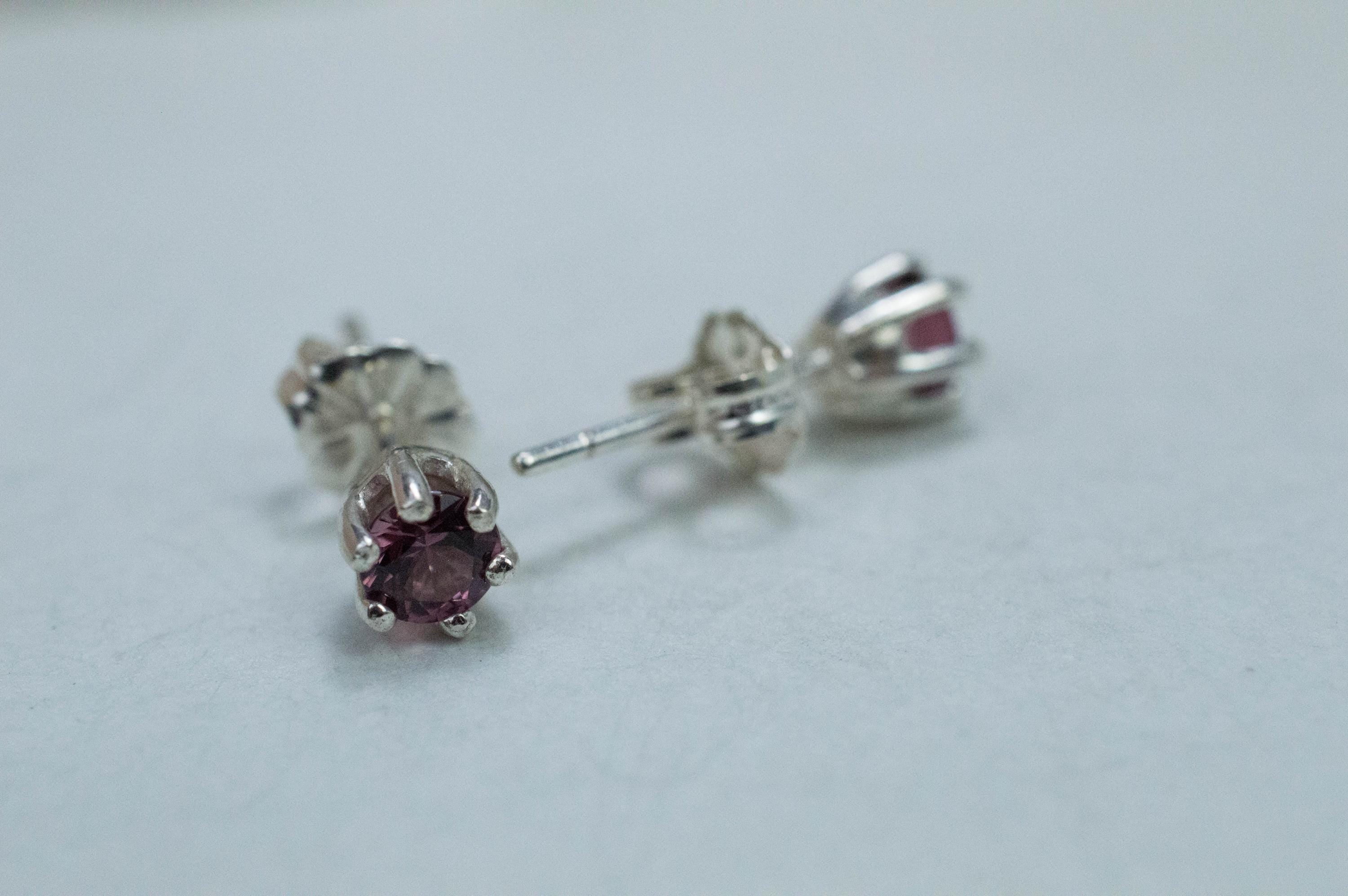 Rhodolite Garnet Earrings, Genuine Untreated Tanzanian Garnet; 0.610cts