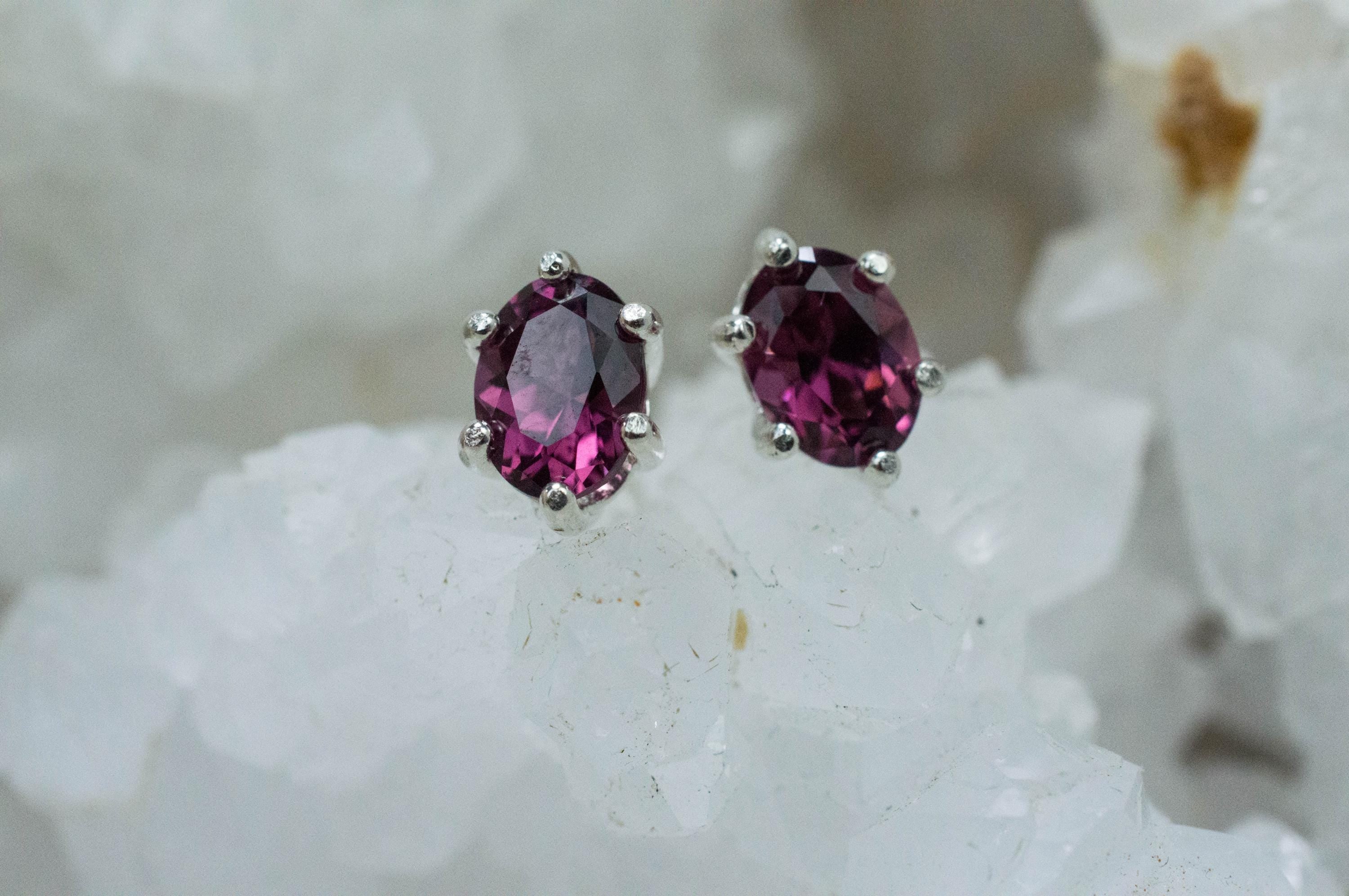 Rhodolite Garnet Earrings, Genuine Untreated Tanzanian Garnet; 2.445cts