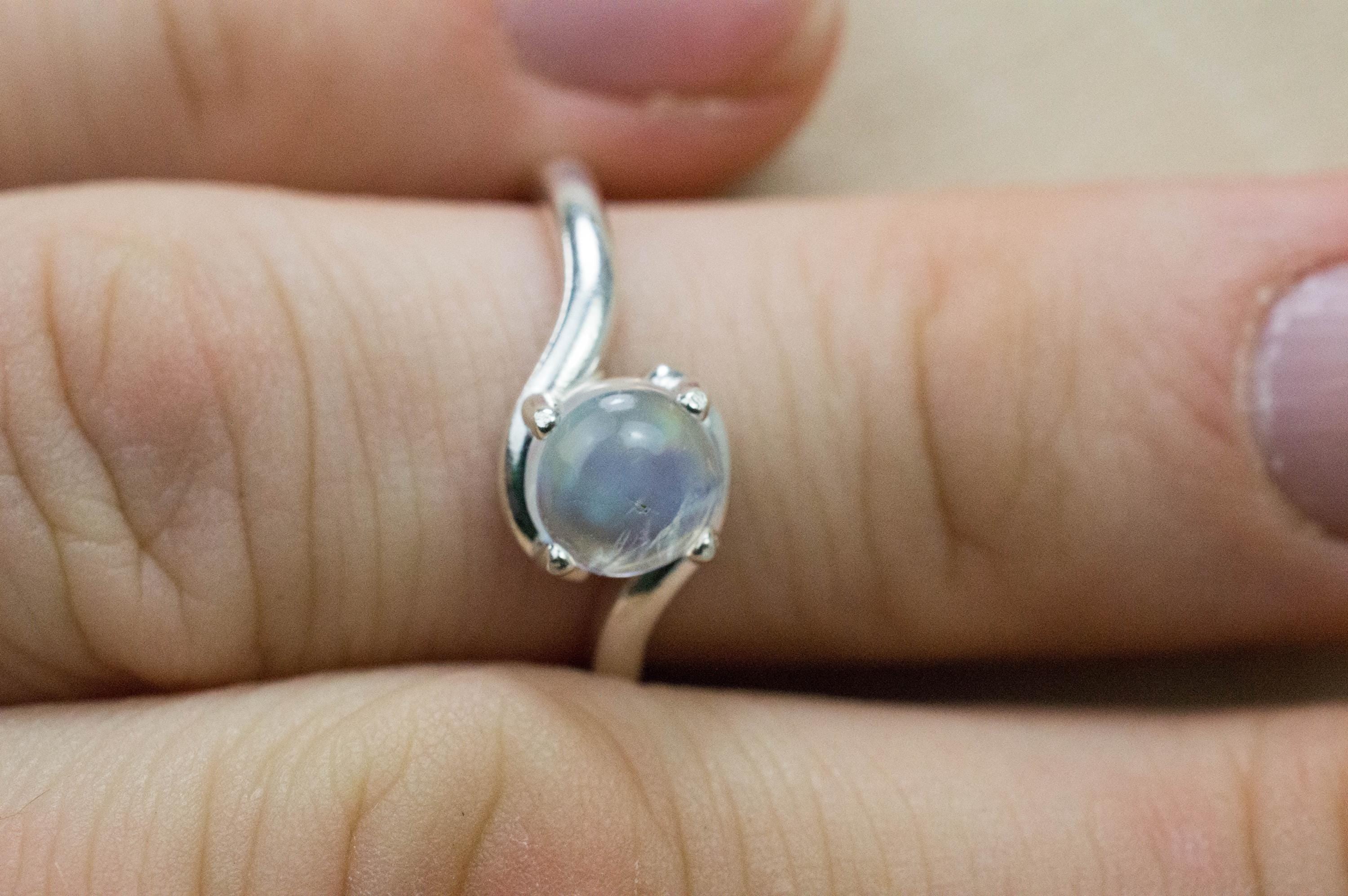 Rainbow Moonstone Ring, Natural Untreated India Moonstone; 1.085cts