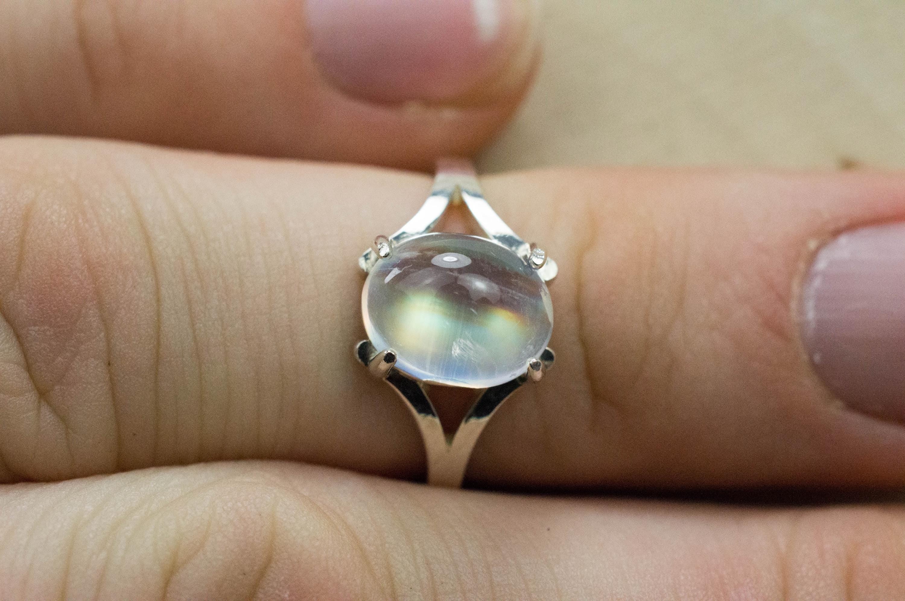 Rainbow Moonstone Ring, Natural Untreated India Moonstone; 2.705cts