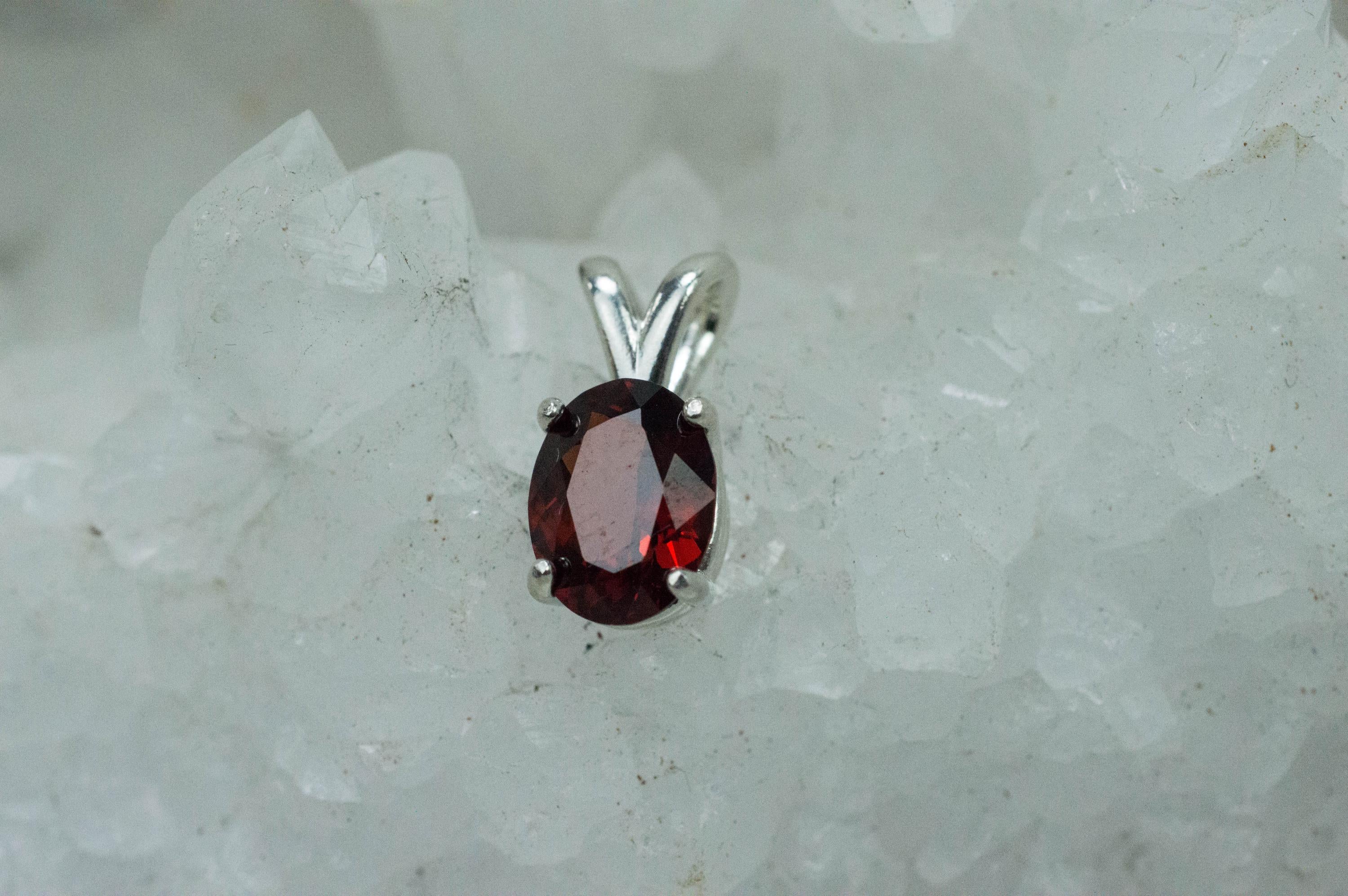 Pyrope Garnet Pendant; Natural Untreated Madagascan Garnet; 2.105cts