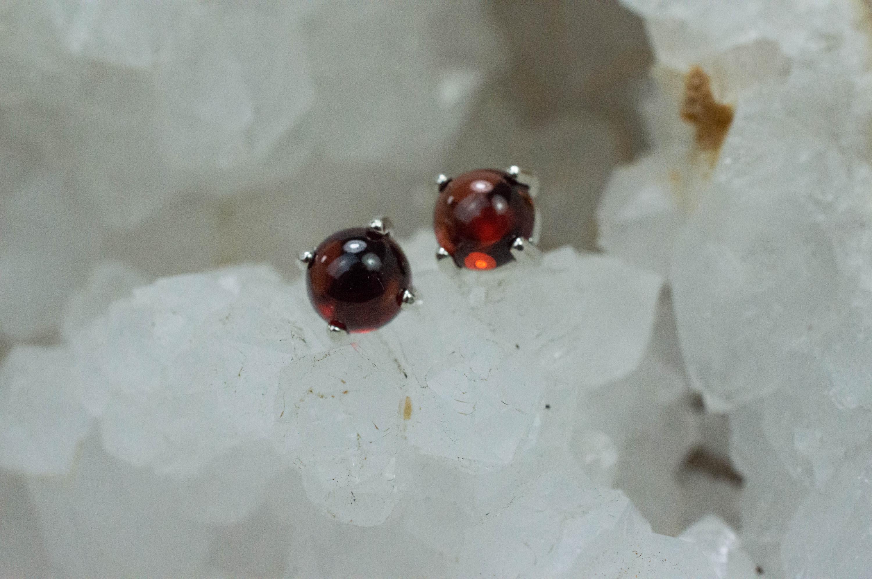 Pyrope Garnet Earrings; Genuine Untreated Mozambique Pyrope Garnet; 2.860cts