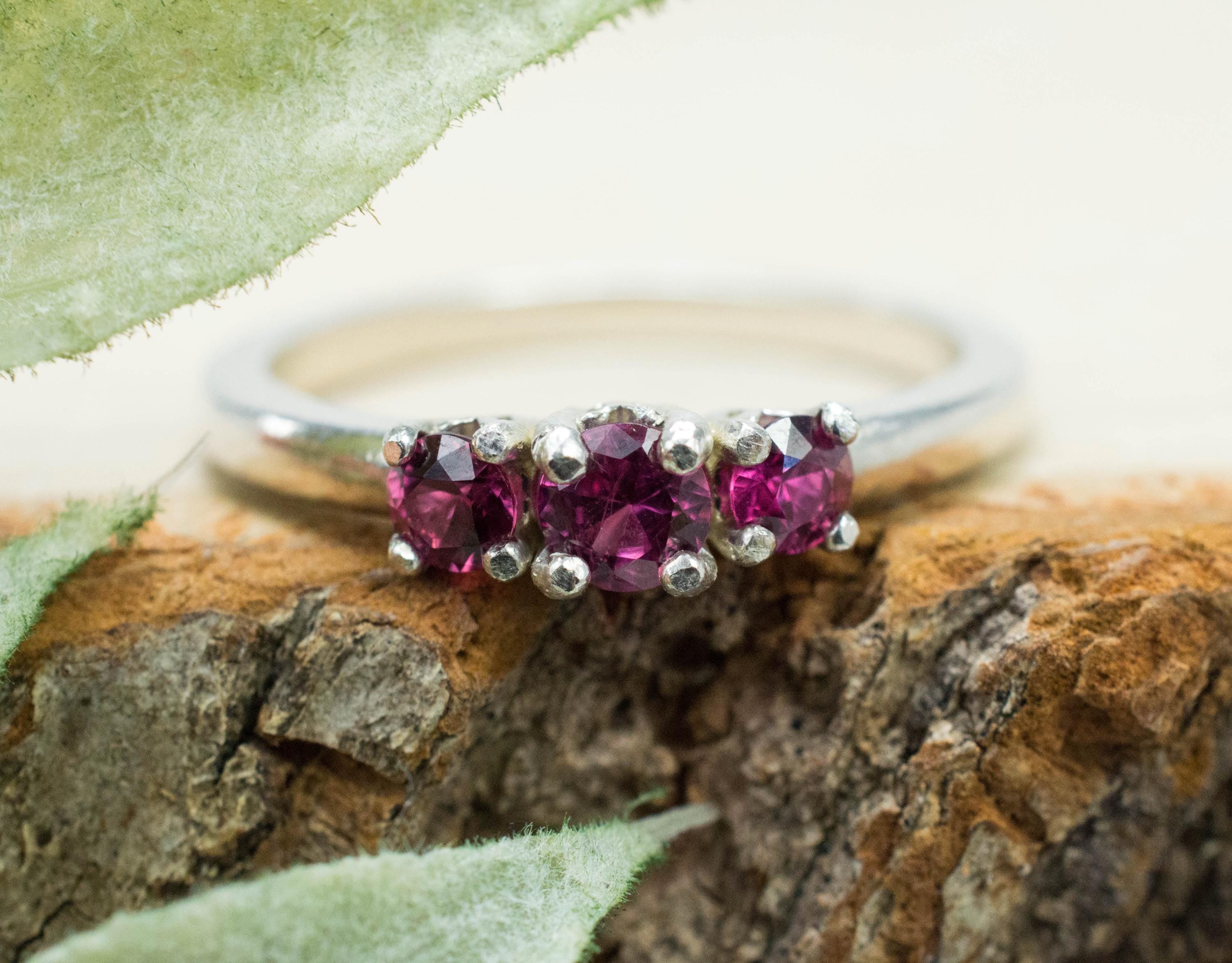 Ruby Ring; Natural Thailand Ruby; 0.500cts