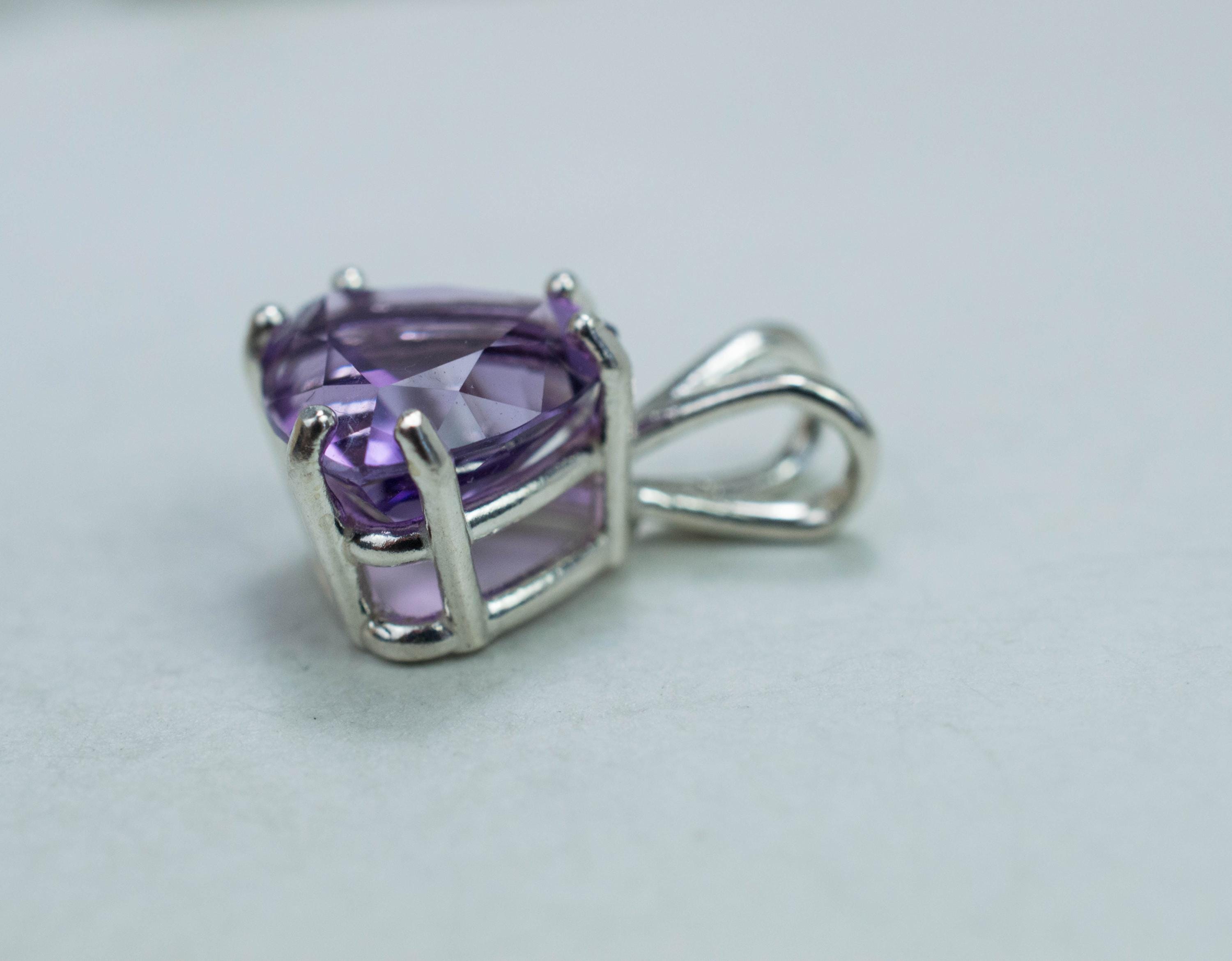 Amethyst Pendant, Untreated Genuine Brazilian Amethyst; 3.020cts