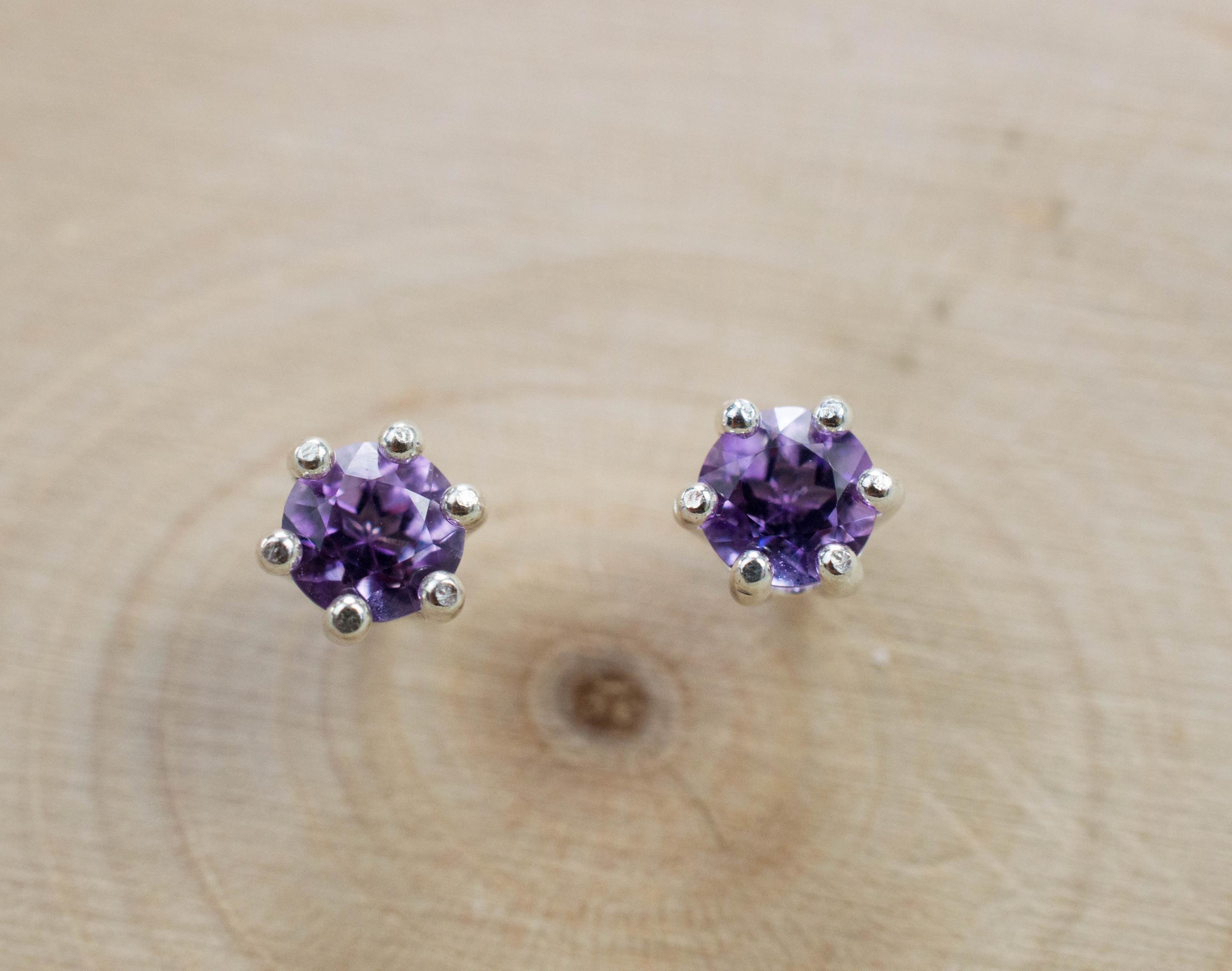 Amethyst Earrings, Natural Untreated Brazilian Amethyst; 0.470cts