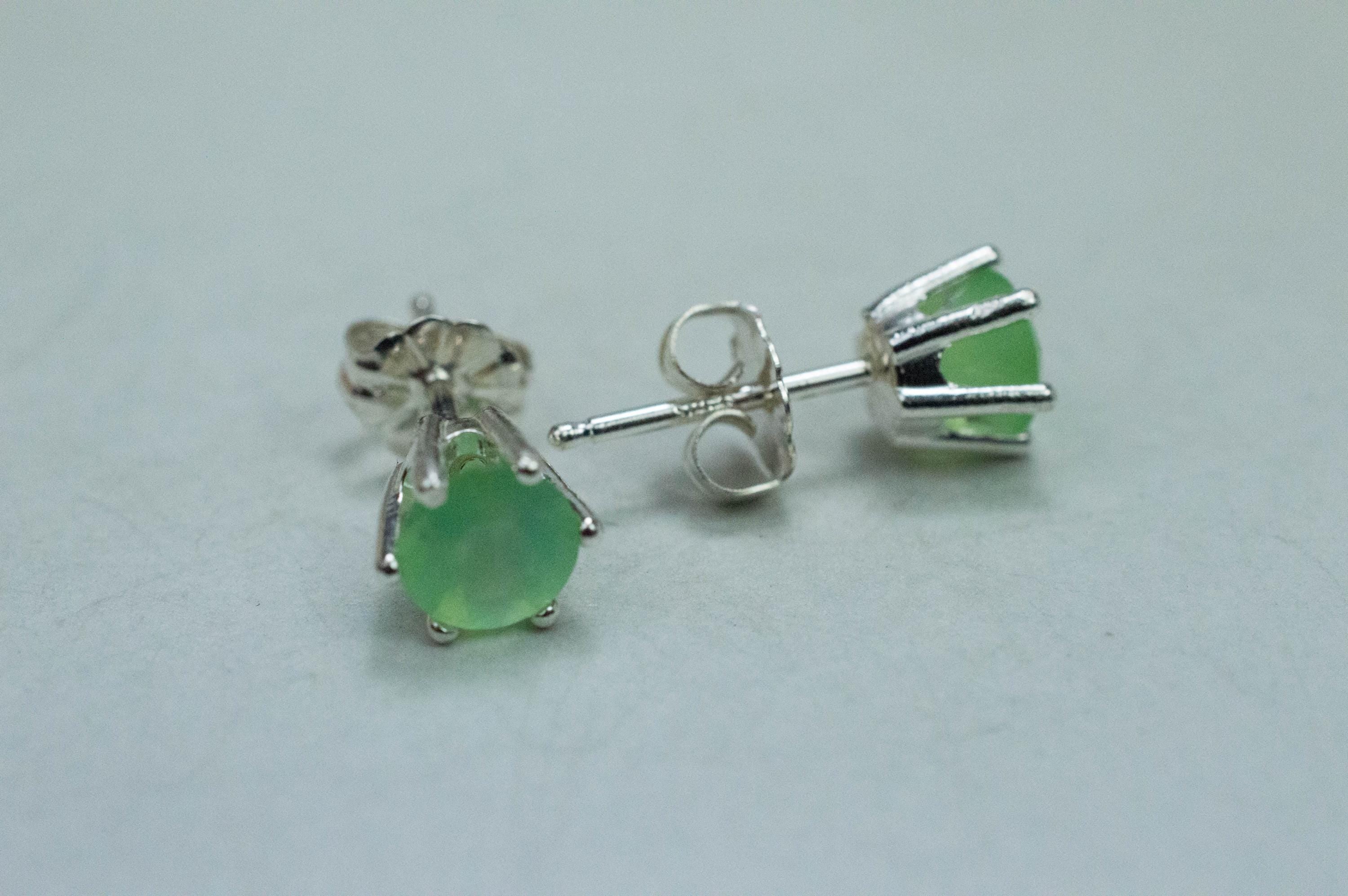 Chrysoprase Earrings, Natural Untreated Australian Chrysoprase; 1.075cts